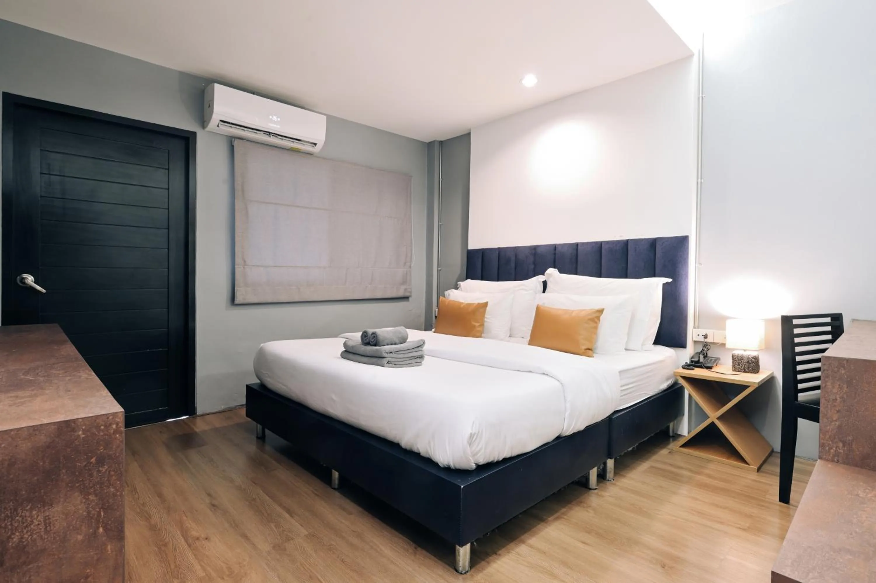 Bed in Castle Black Bangkok