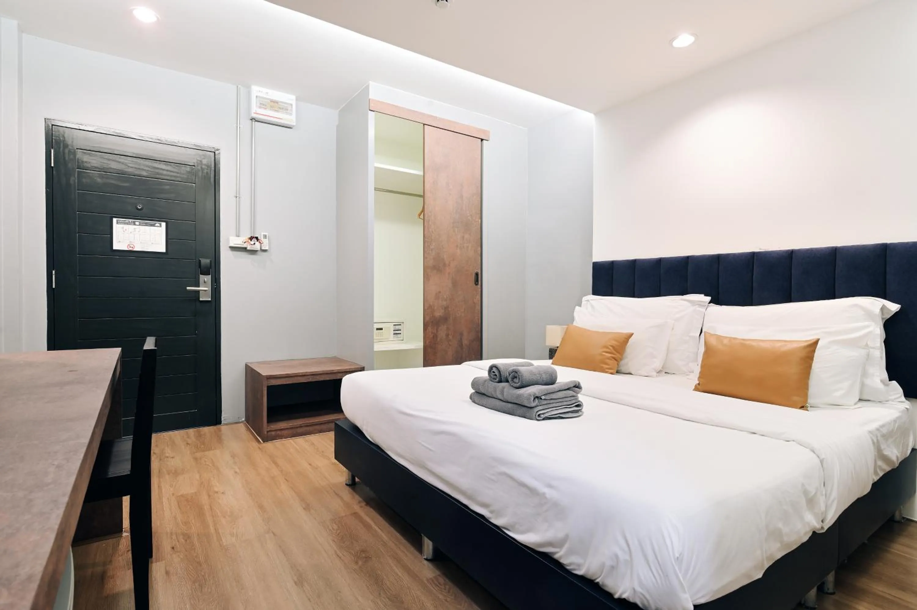 Bed in Castle Black Bangkok