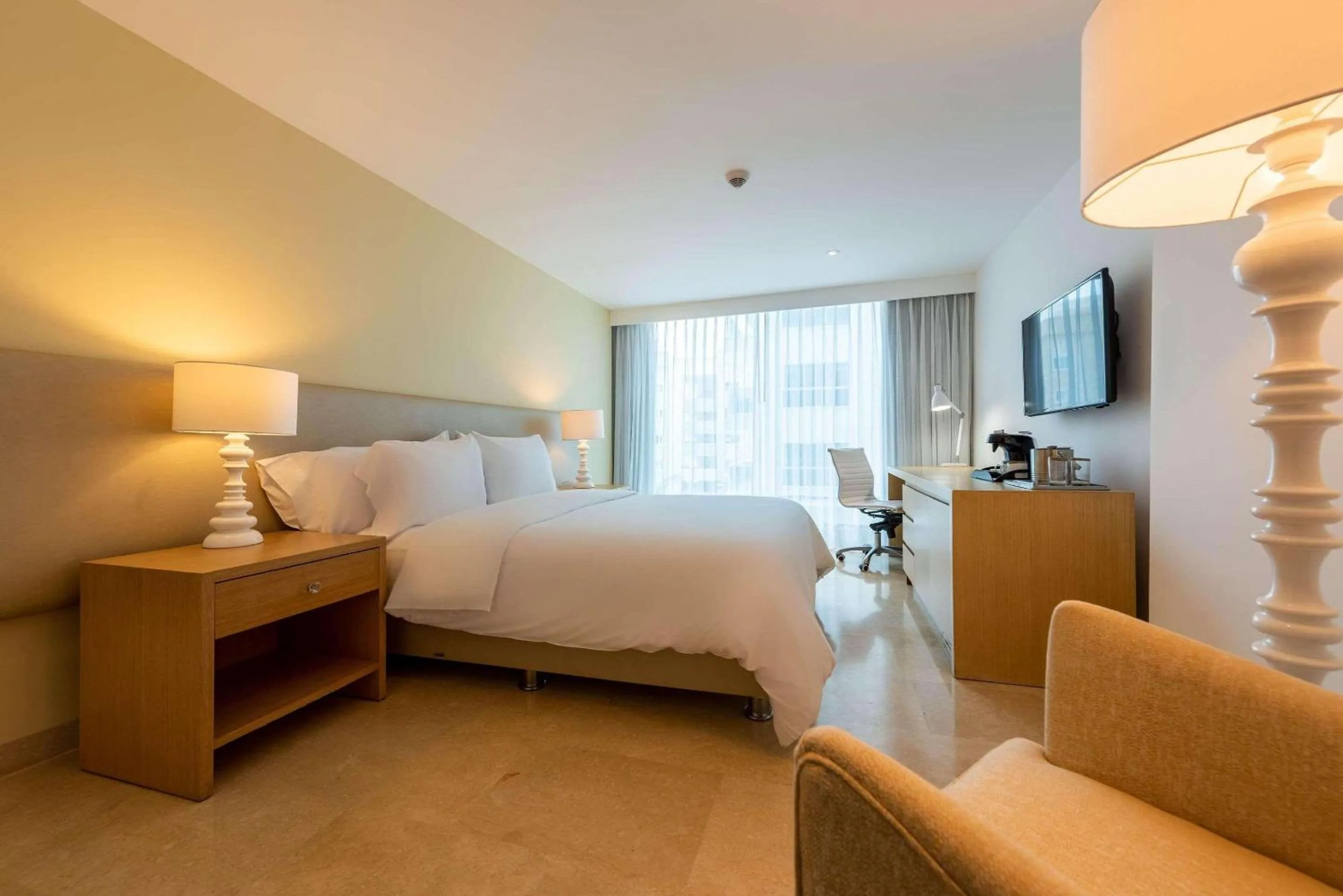 Bedroom, Bed in Radisson Cartagena Ocean Pavillion Hotel