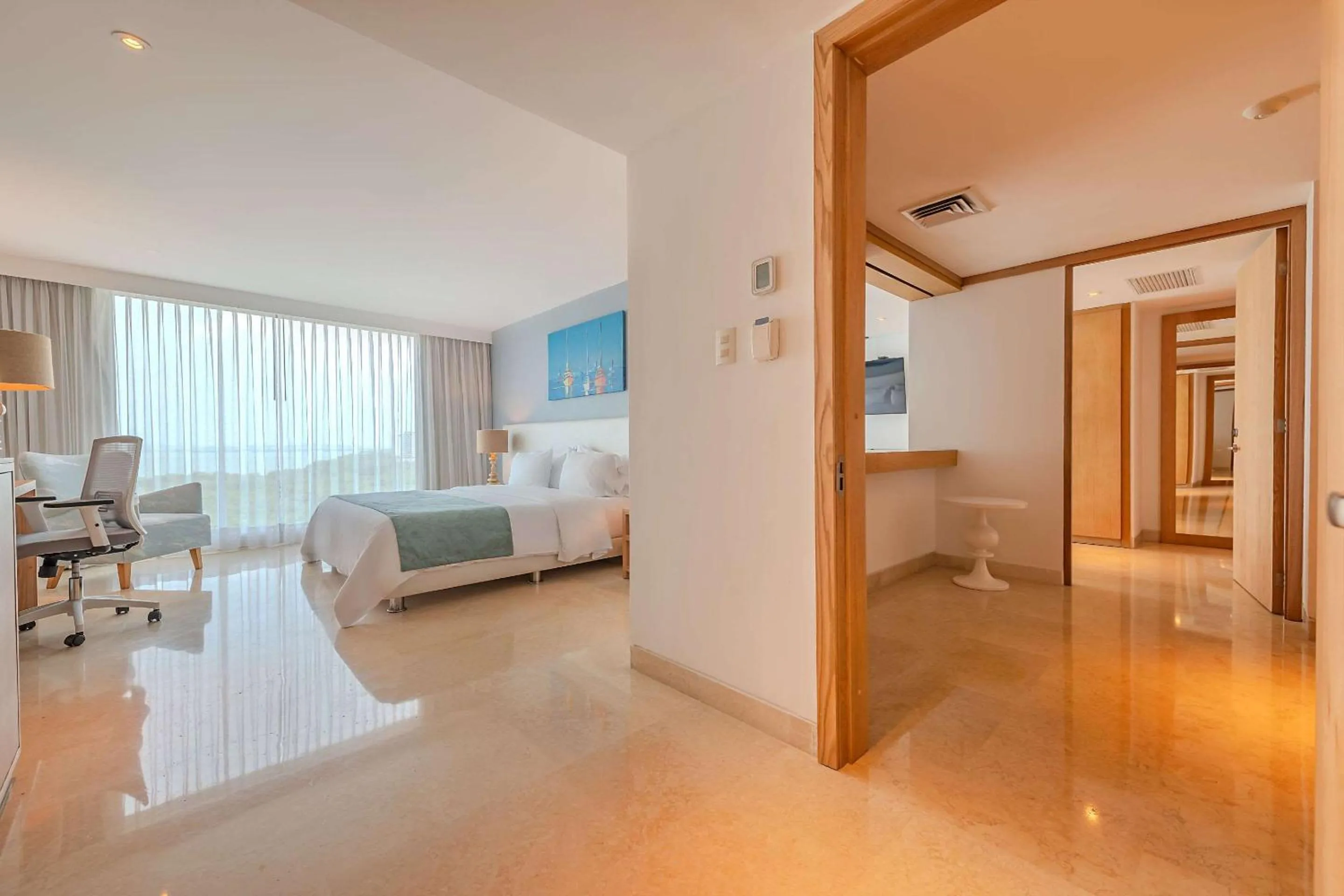 Bedroom, Bed in Radisson Cartagena Ocean Pavillion Hotel