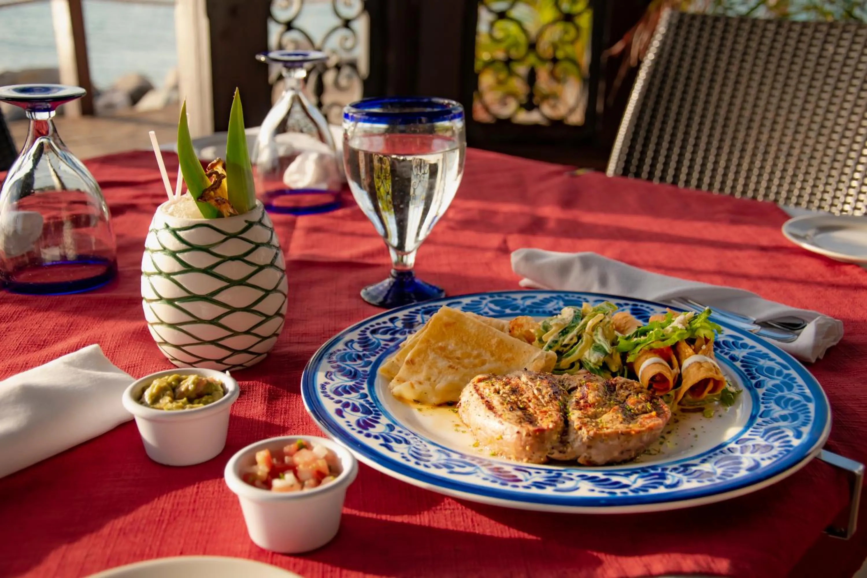 Restaurant/places to eat in Simpson Bay Resort Marina & Spa