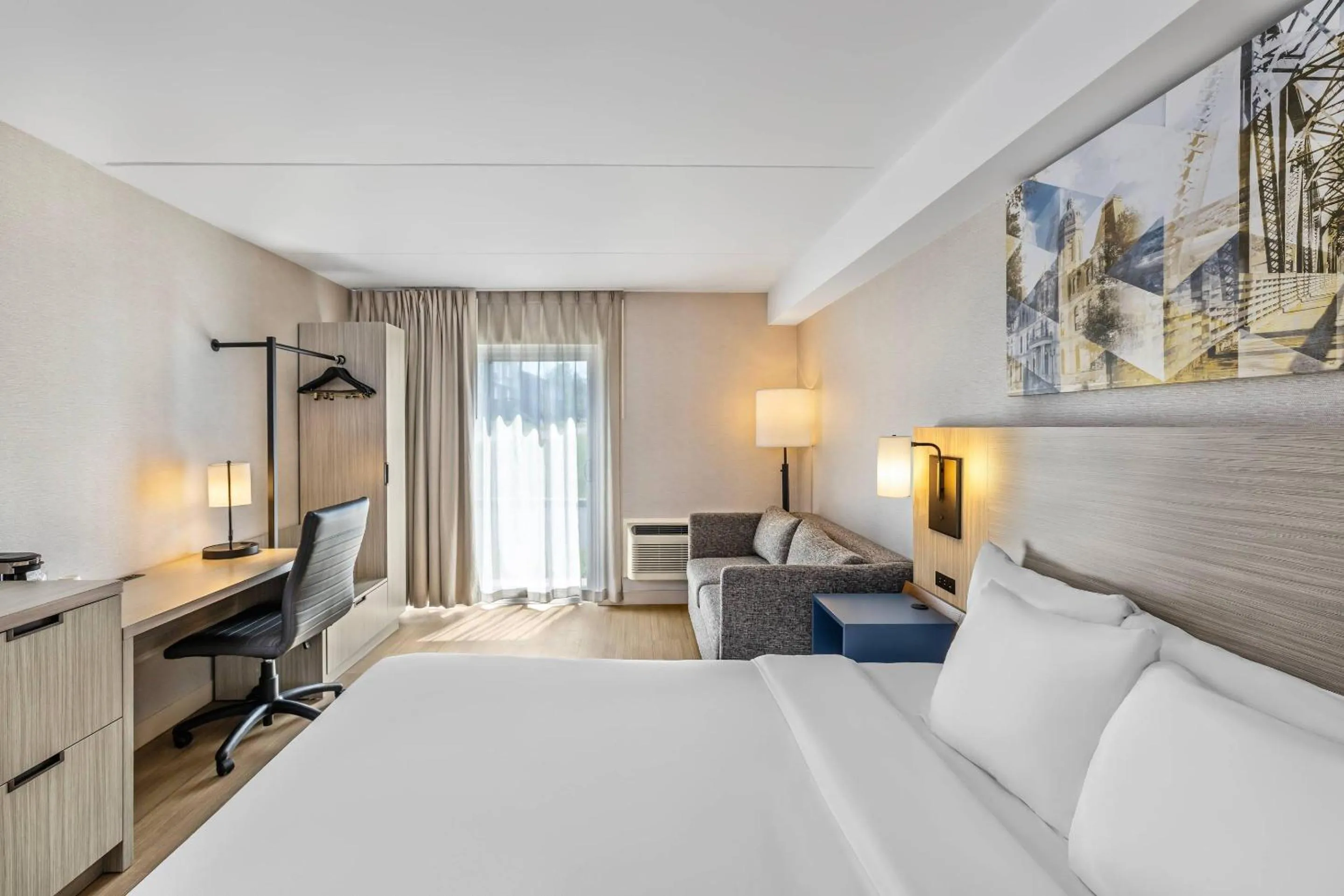 Bedroom, Bed in Comfort Inn