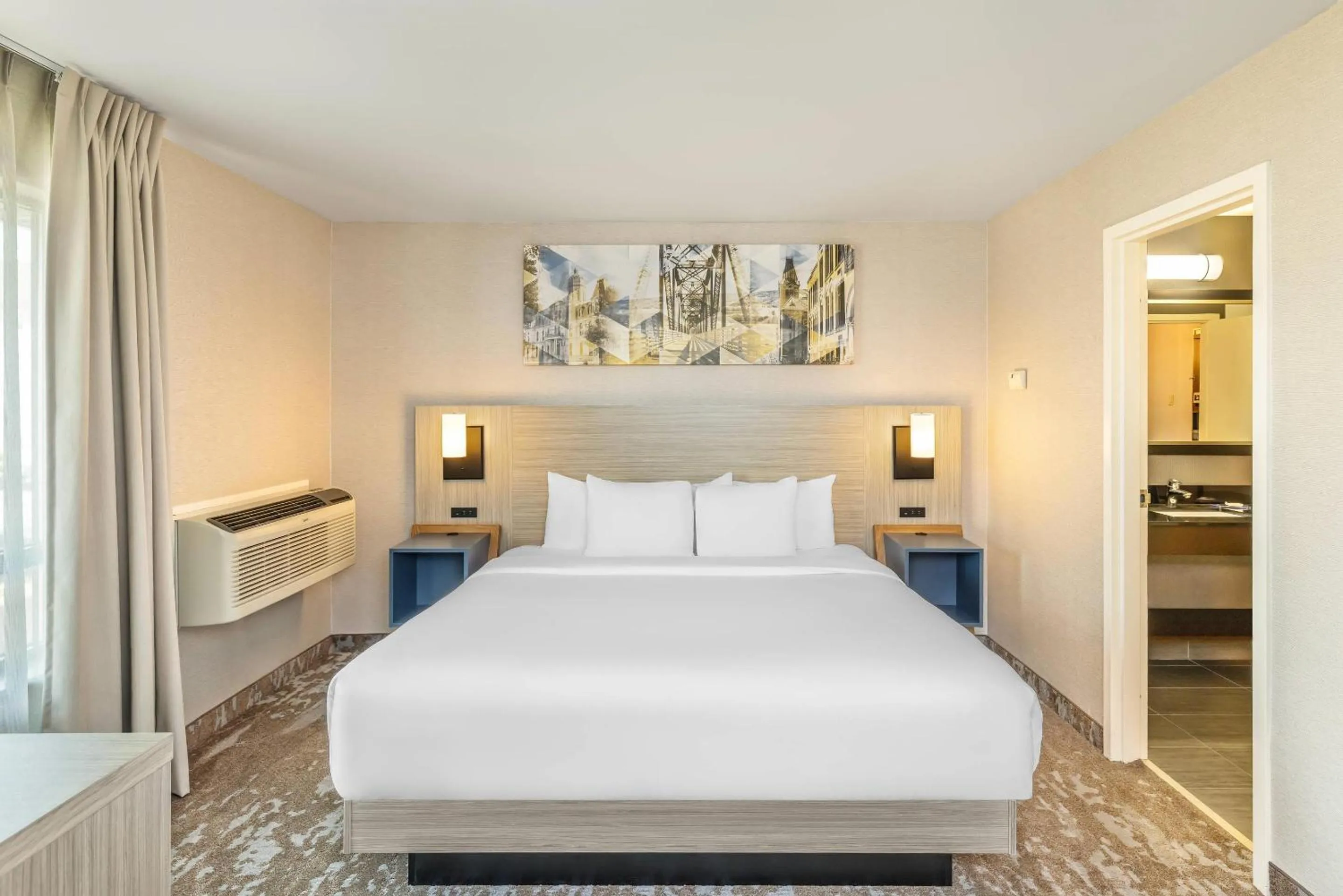 Bedroom, Bed in Comfort Inn