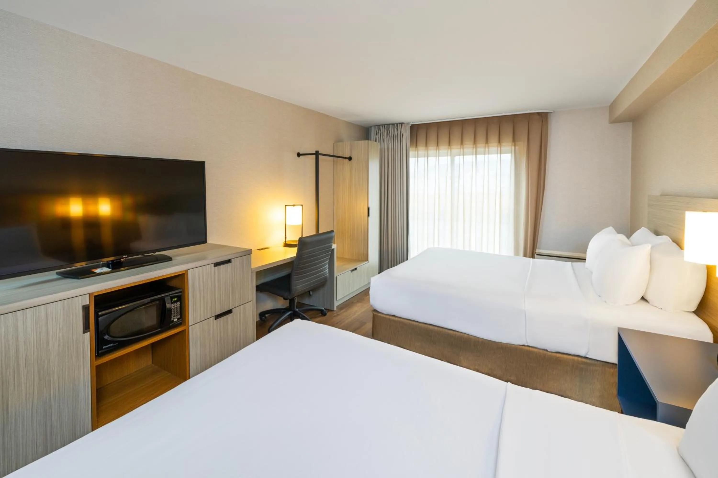 Photo of the whole room, Bed in Comfort Inn