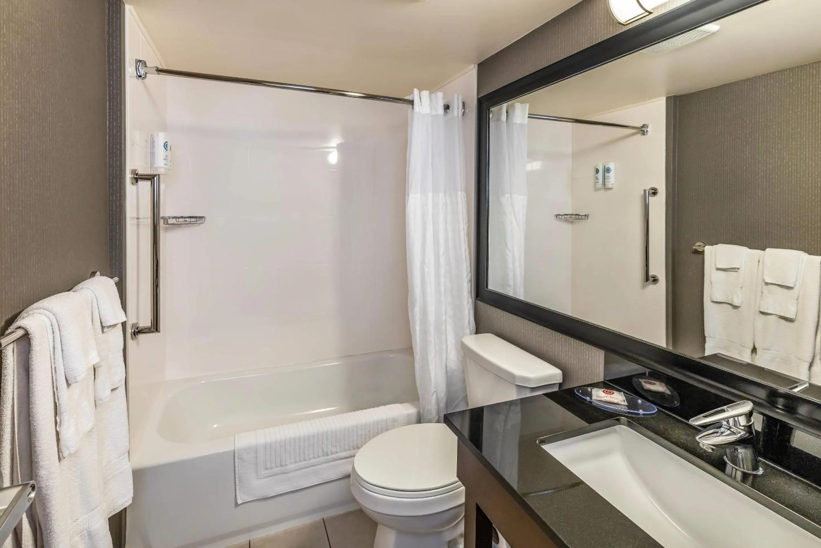 Bedroom in Comfort Inn