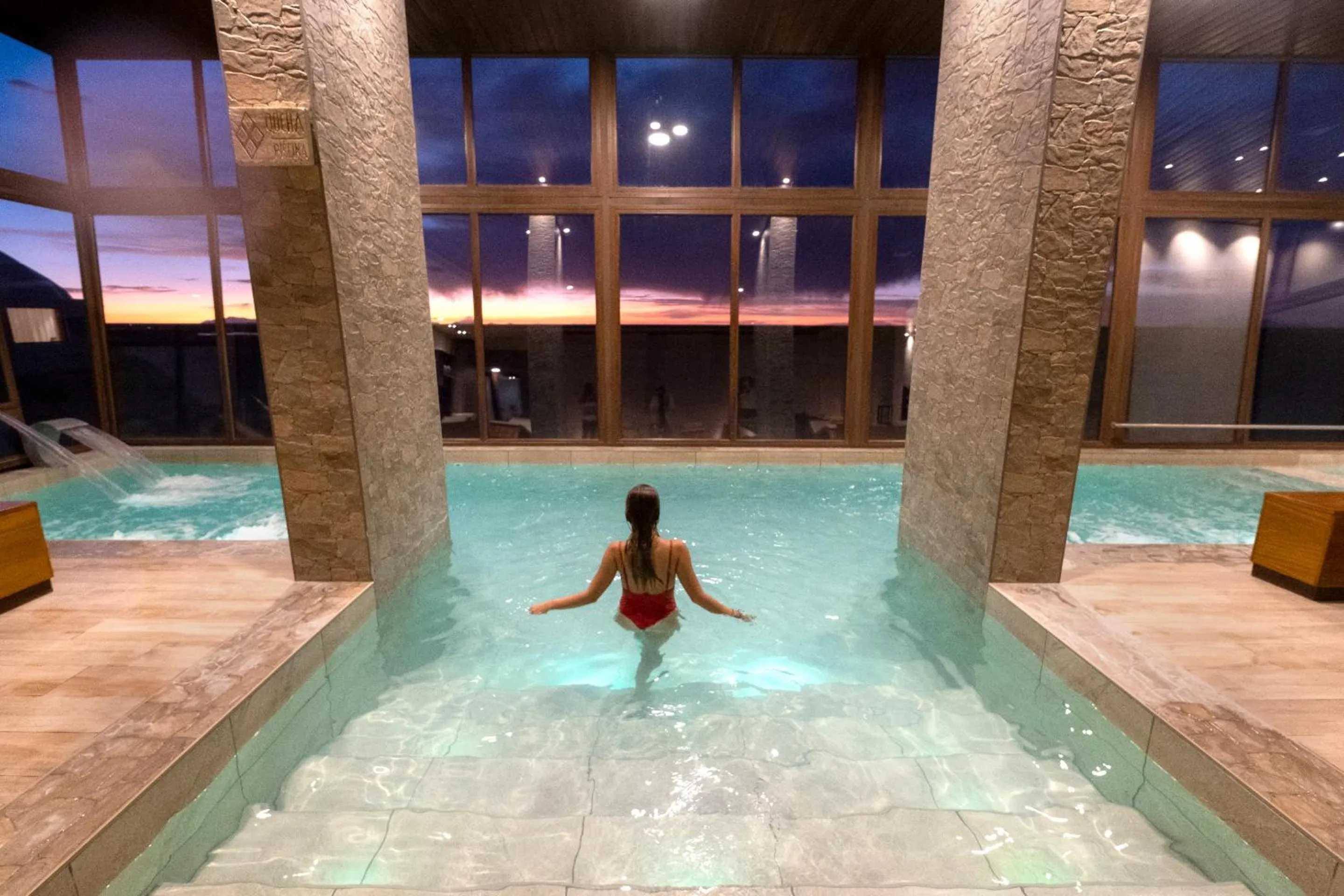 Swimming pool in Hotel Palacio de Sal