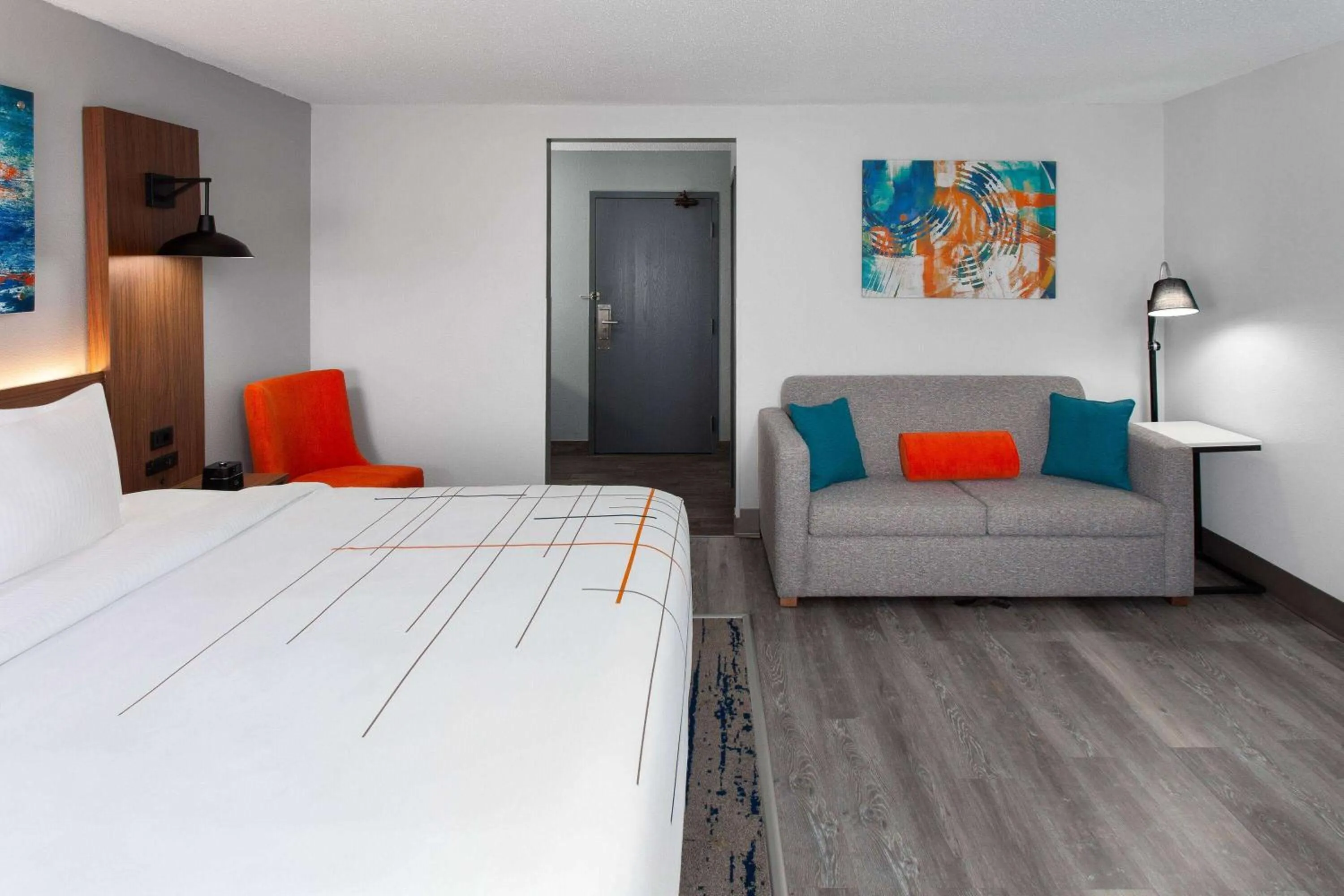 Bed in La Quinta Inn by Wyndham Wausau