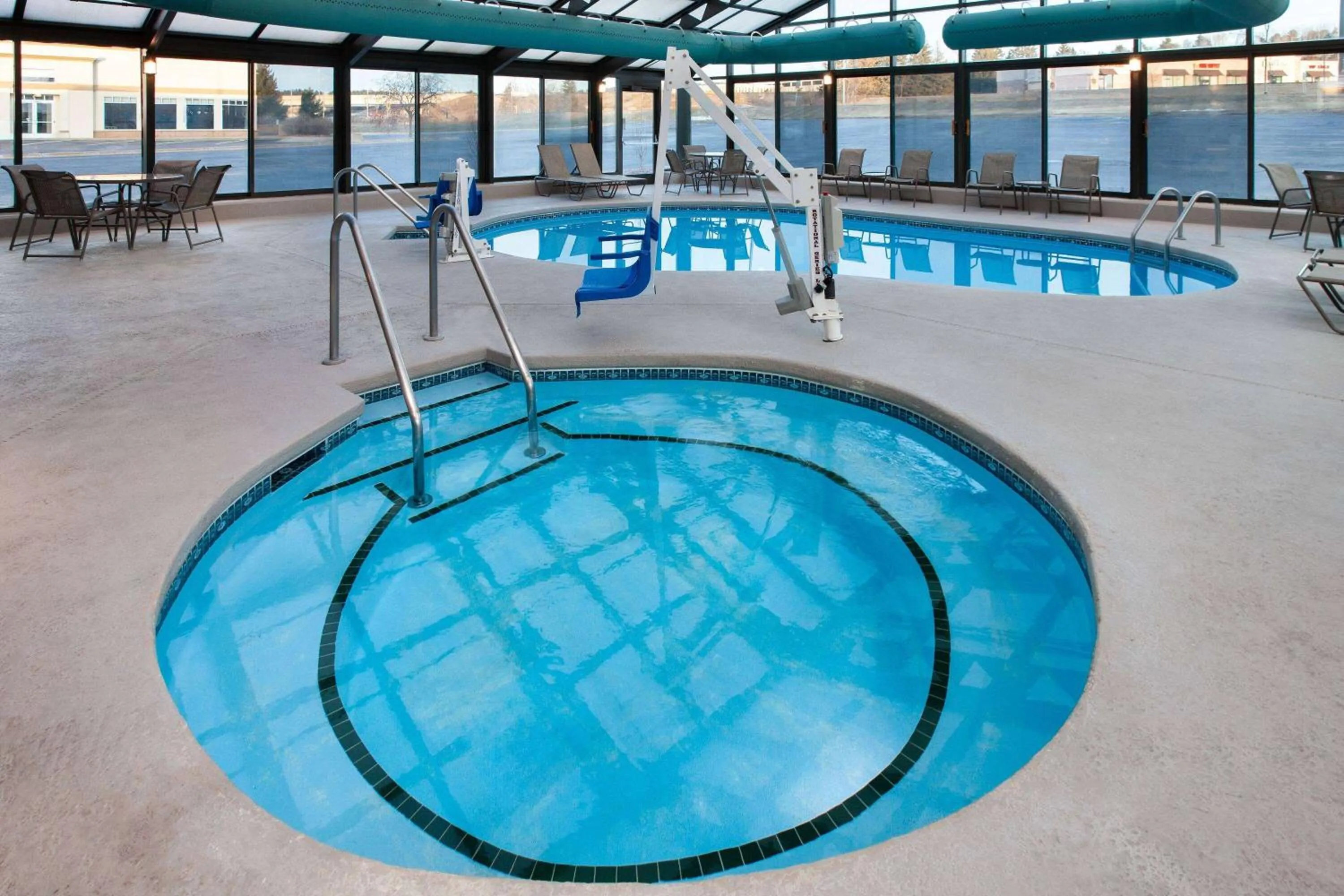 Hot Tub in La Quinta Inn by Wyndham Wausau