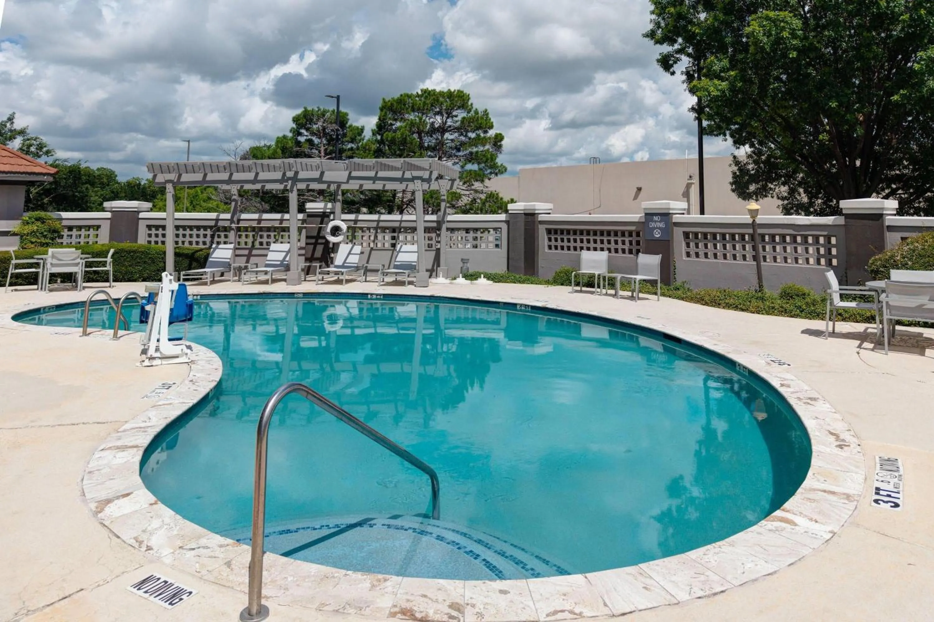 Swimming pool in La Quinta by Wyndham Sherman