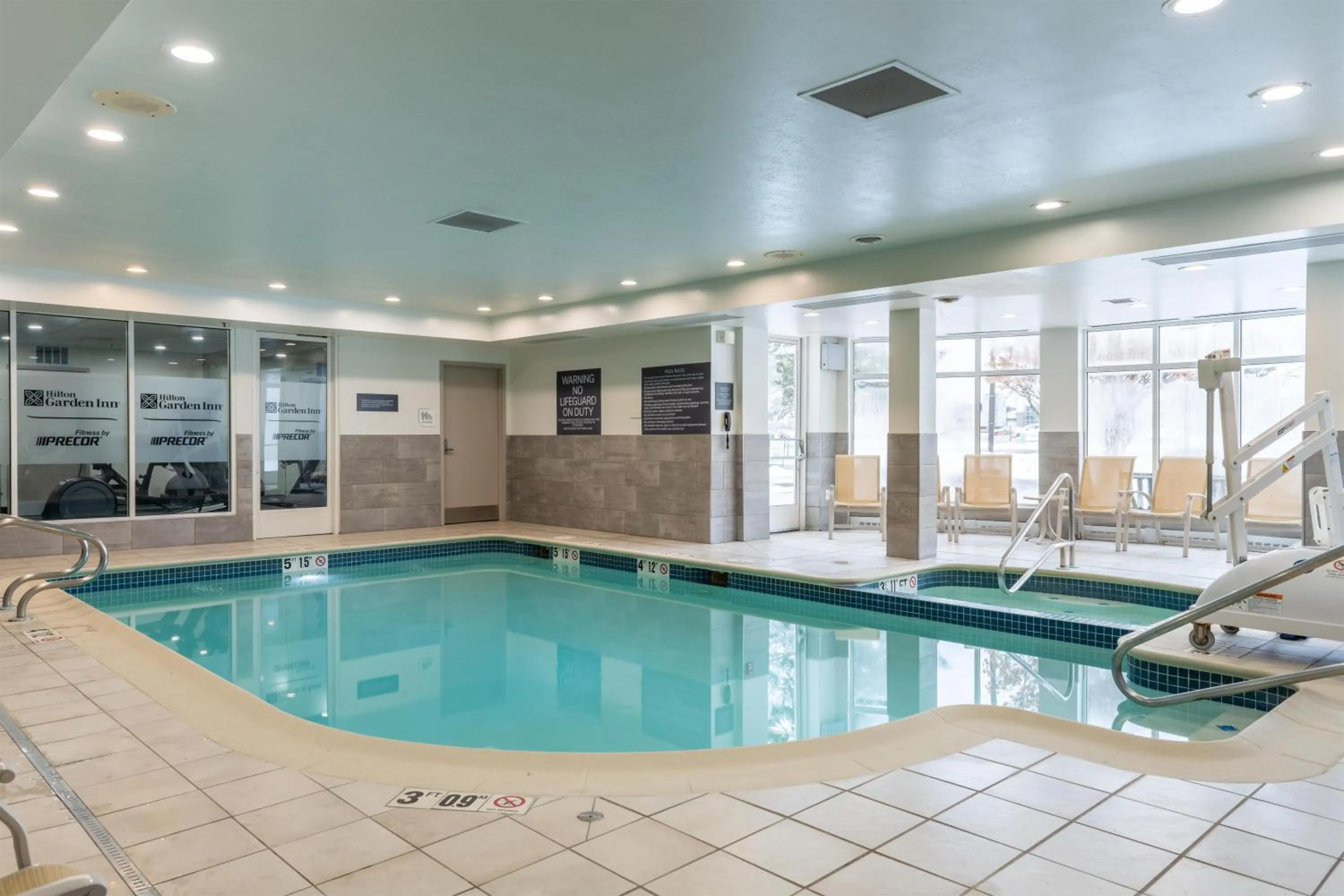 Pool view in Hilton Garden Inn Portland Airport