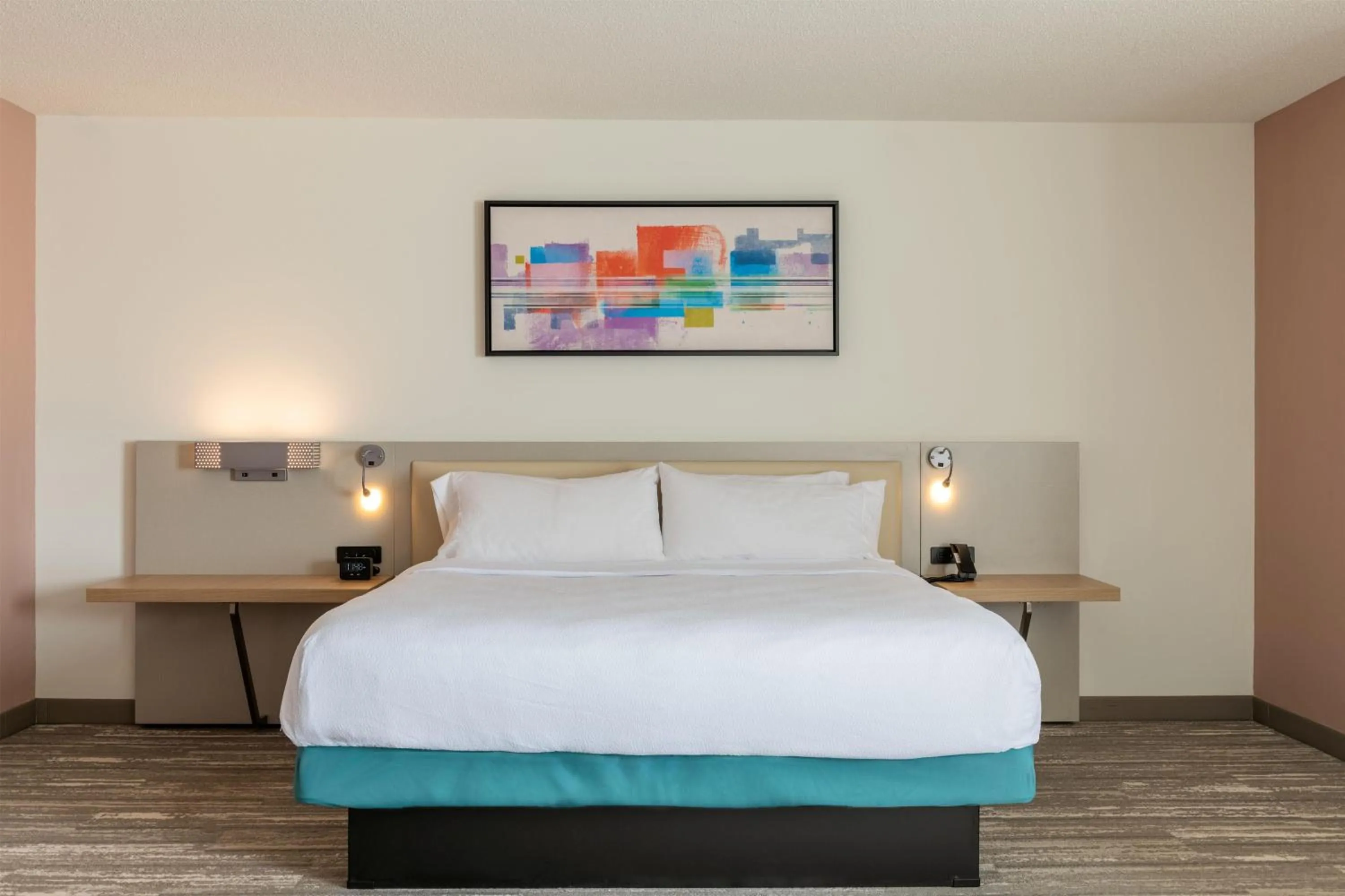 Bed in Hilton Garden Inn Portland Airport