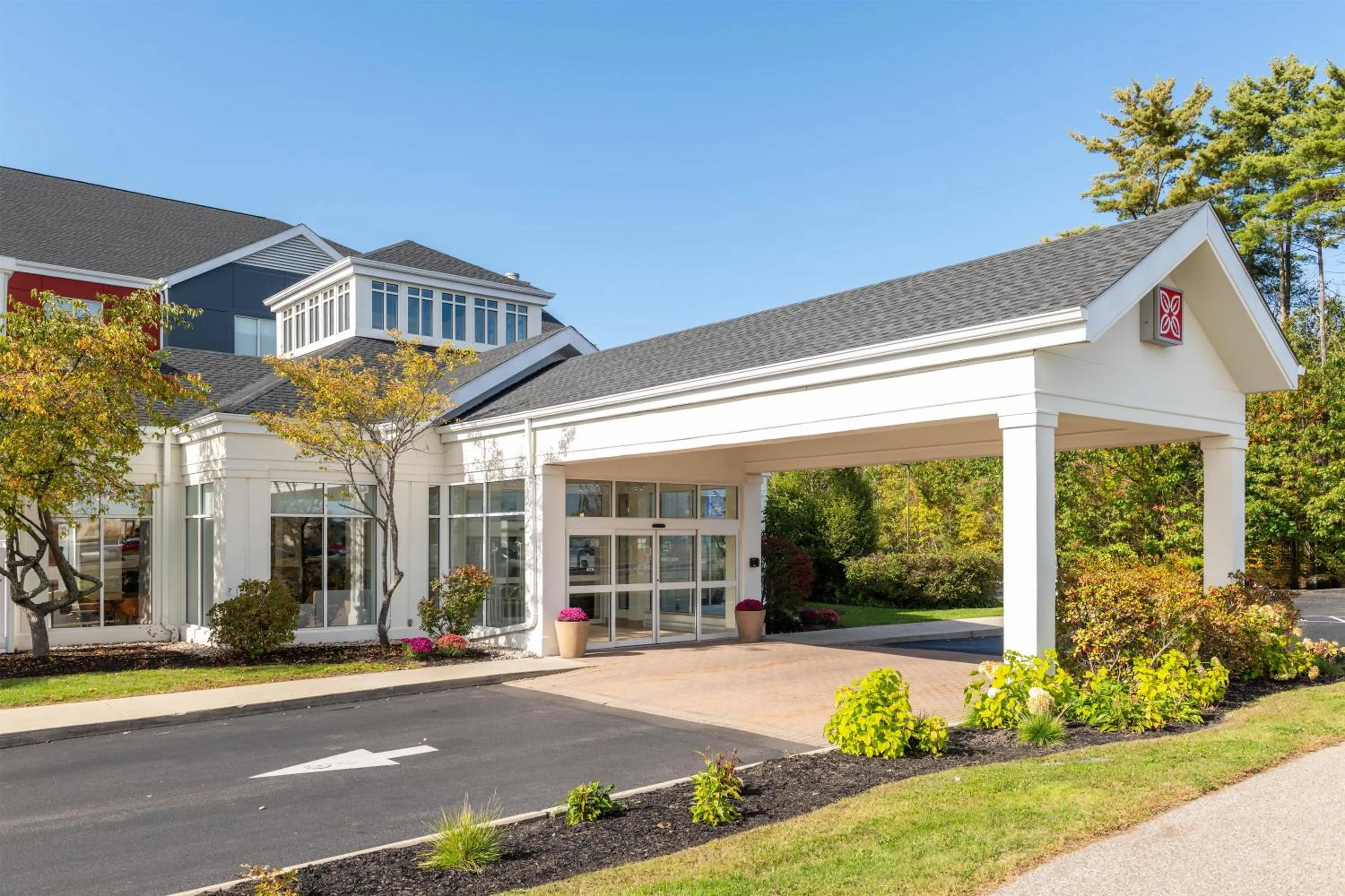 Property building in Hilton Garden Inn Portland Airport