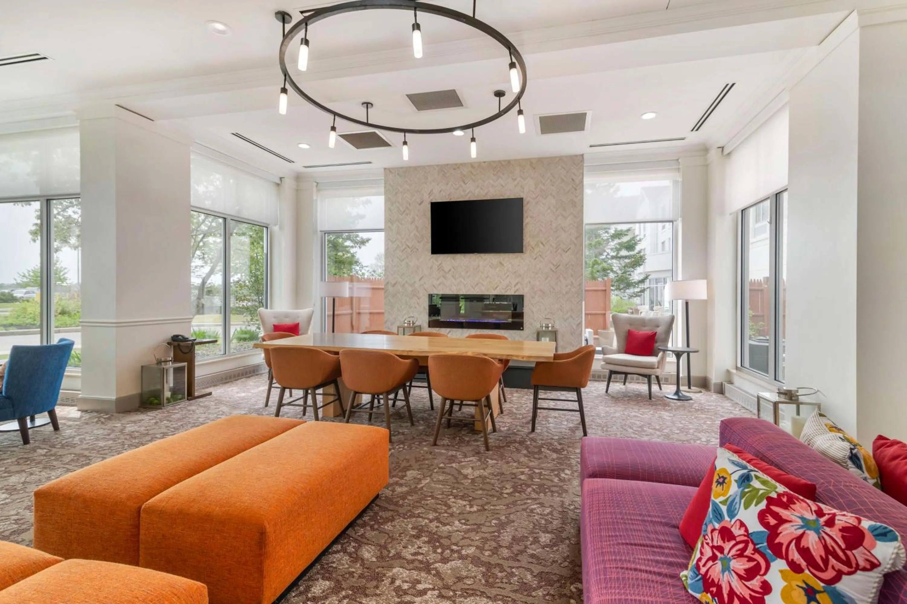 Lobby or reception in Hilton Garden Inn Portland Airport