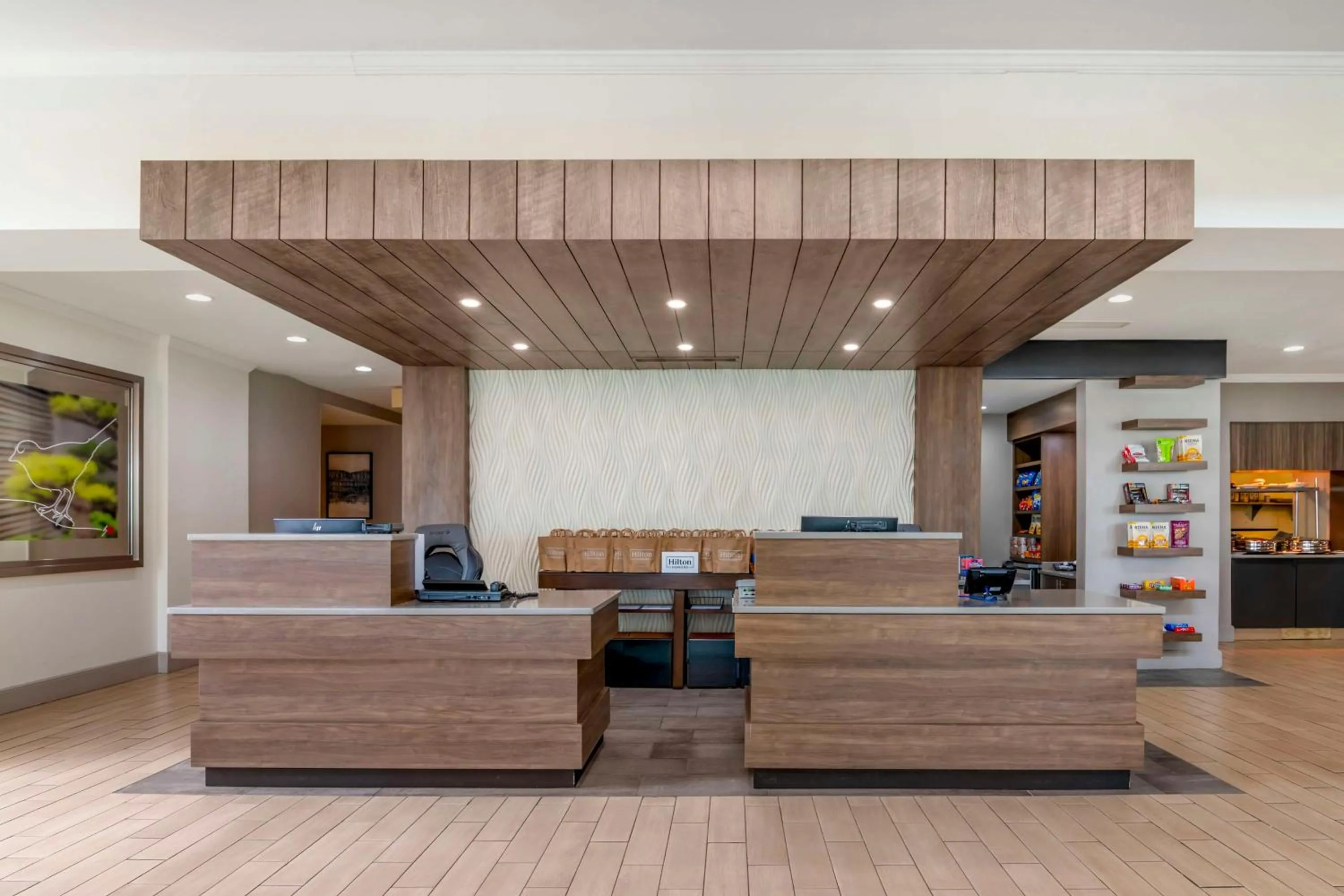 Lobby or reception in Hilton Garden Inn Portland Airport