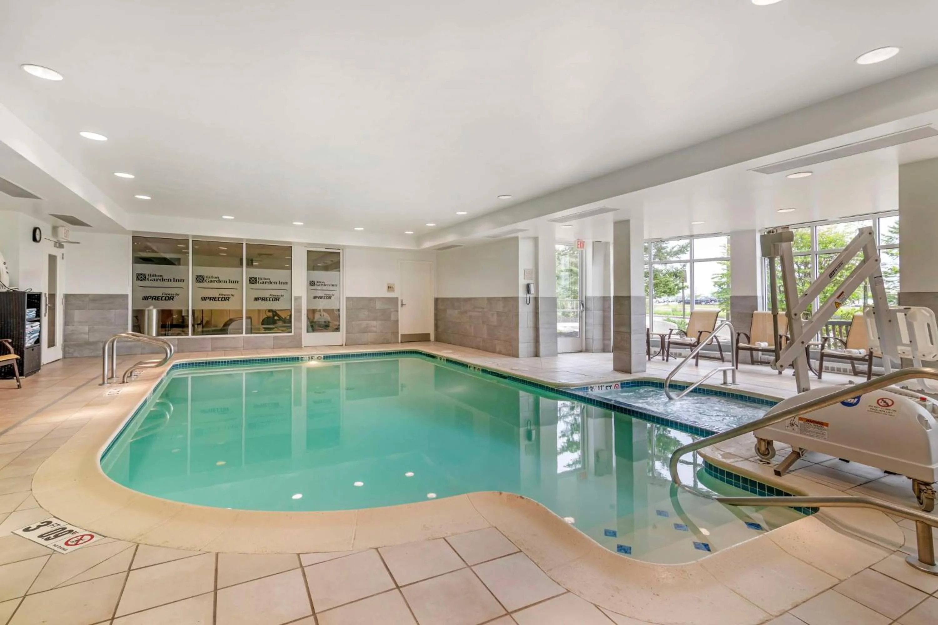 Pool view in Hilton Garden Inn Portland Airport