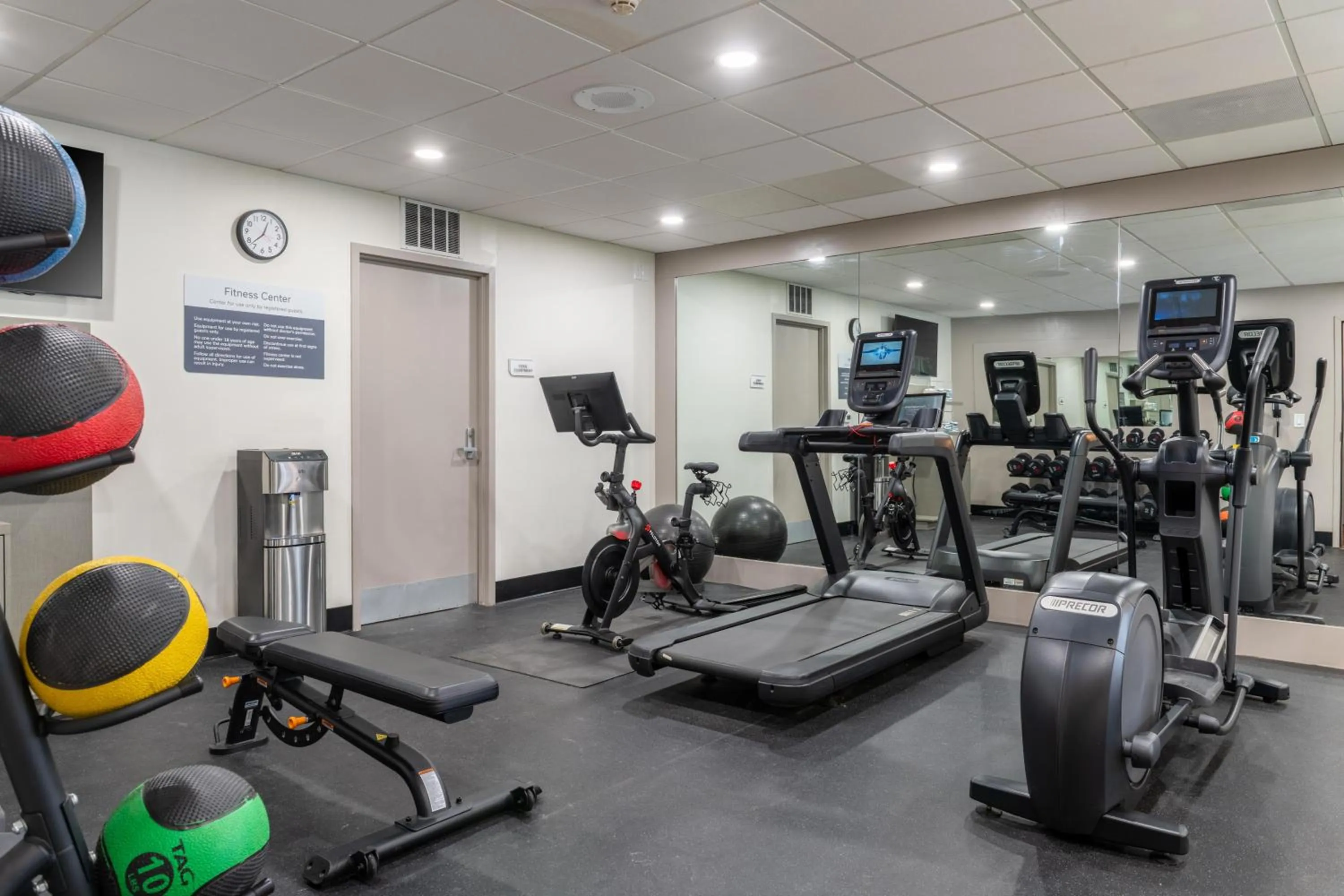 Fitness centre/facilities in Hilton Garden Inn Portland Airport