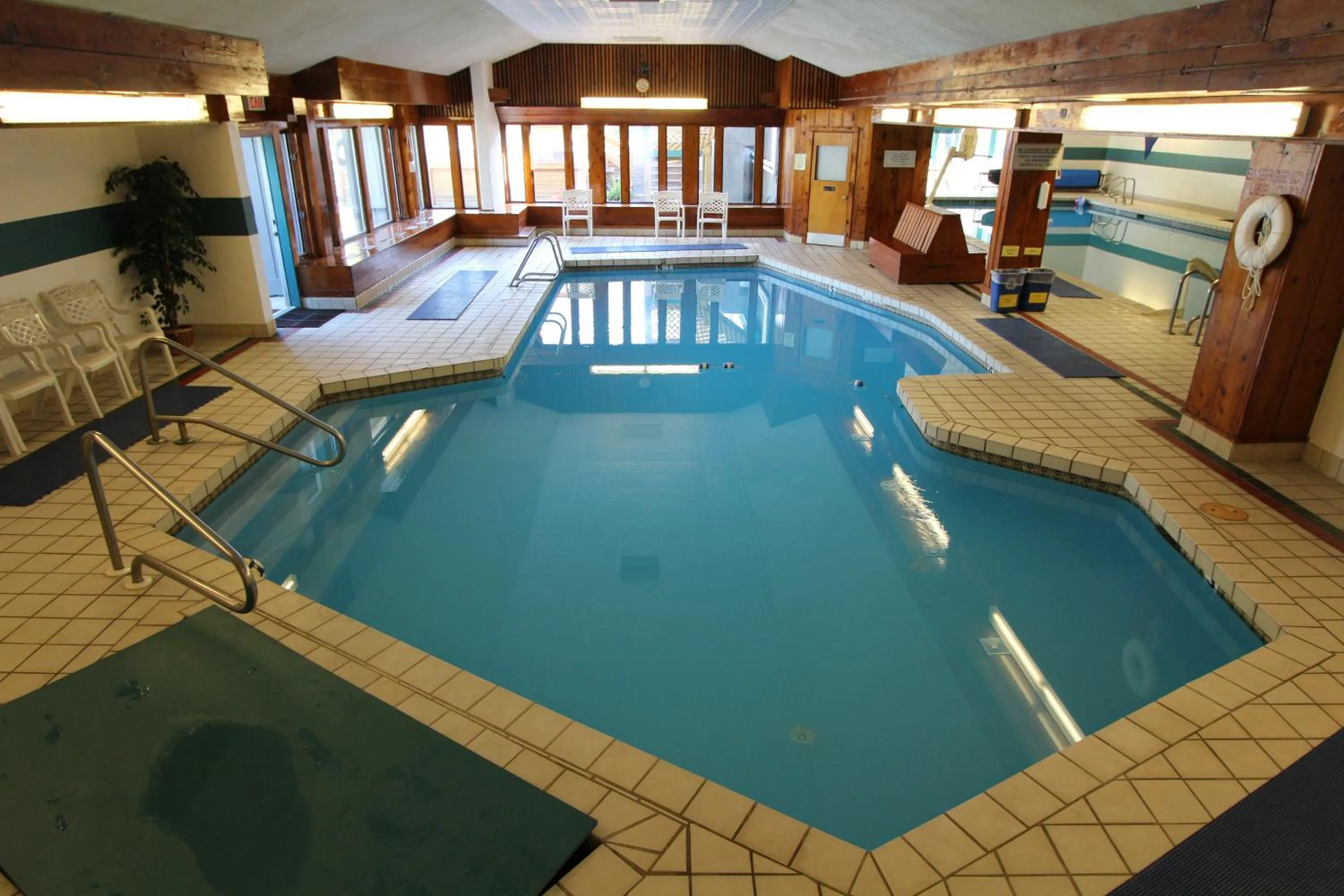 Swimming pool in Village of Loon Mountain - VI