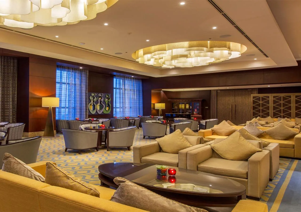 Lobby or reception in Crimson Hotel Filinvest City, Manila