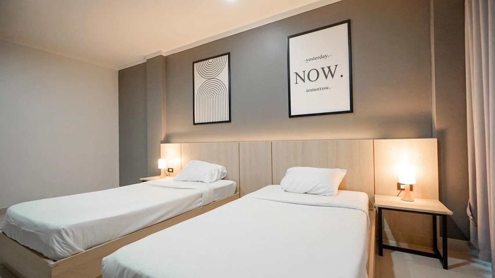 Bed in Boonsiri Boutique Hotel