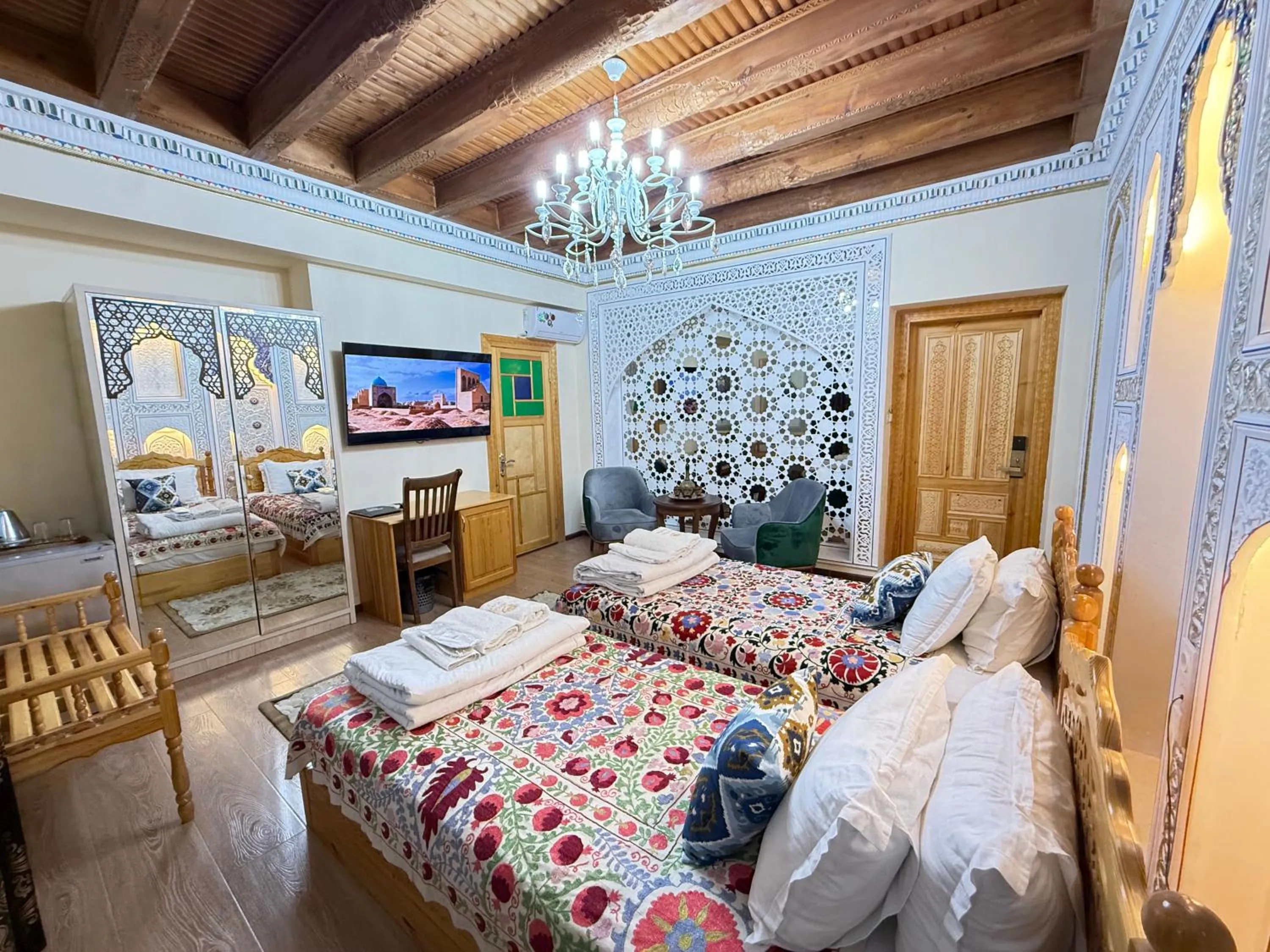 Bed in Basilic Boutique Hotel