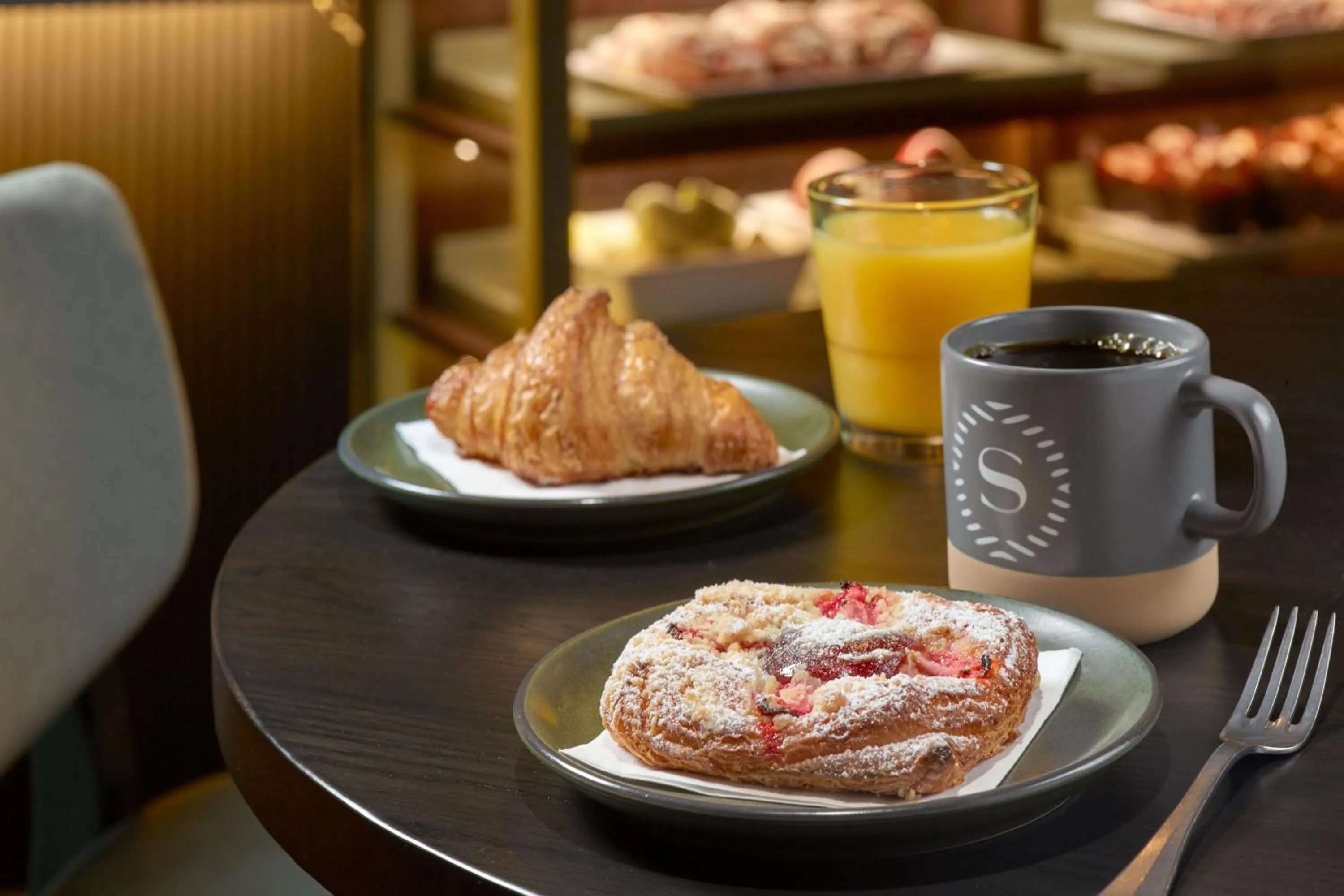 Breakfast in Sheraton Grand Nashville Downtown