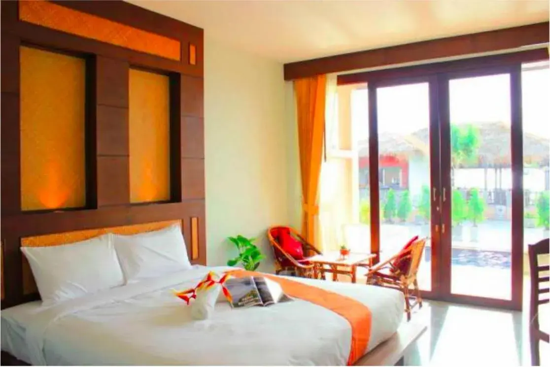 Deluxe Double Room with Pool Access in Peace Paradise Beach Deluxe Double Room with Pool Access in Peace Paradise Beach
