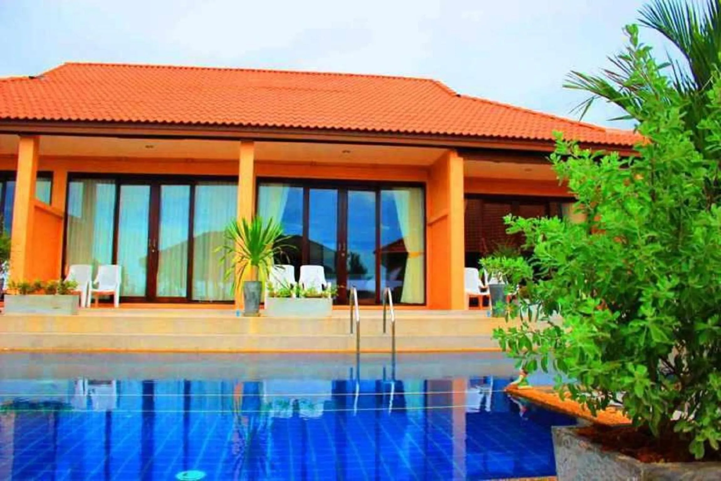 Swimming pool in Peace Paradise Beach