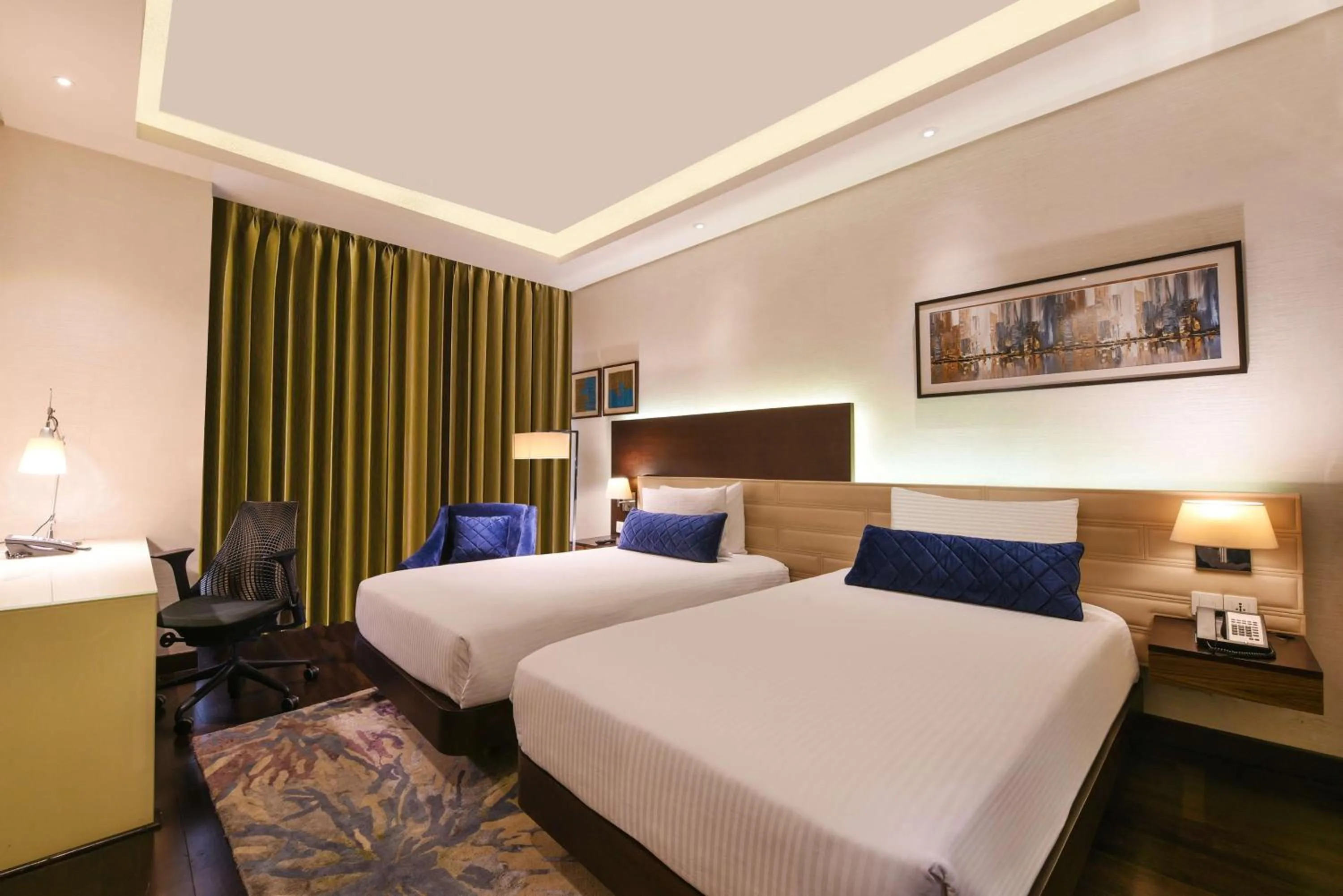 Bed in DoubleTree by Hilton Gurugram Baani Square