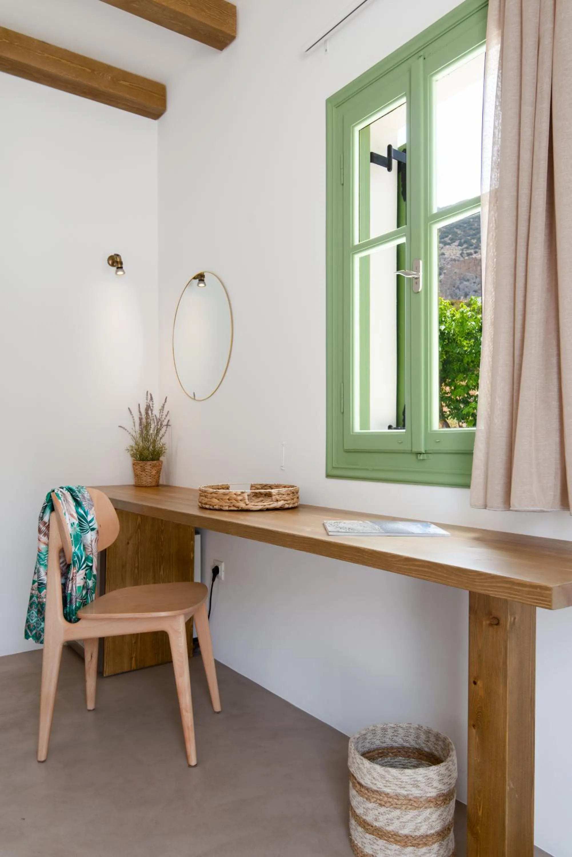 Bedroom in Xerolithia