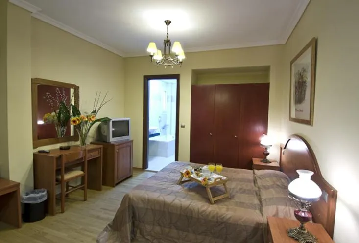 Photo of the whole room, Bed in Villa Elia