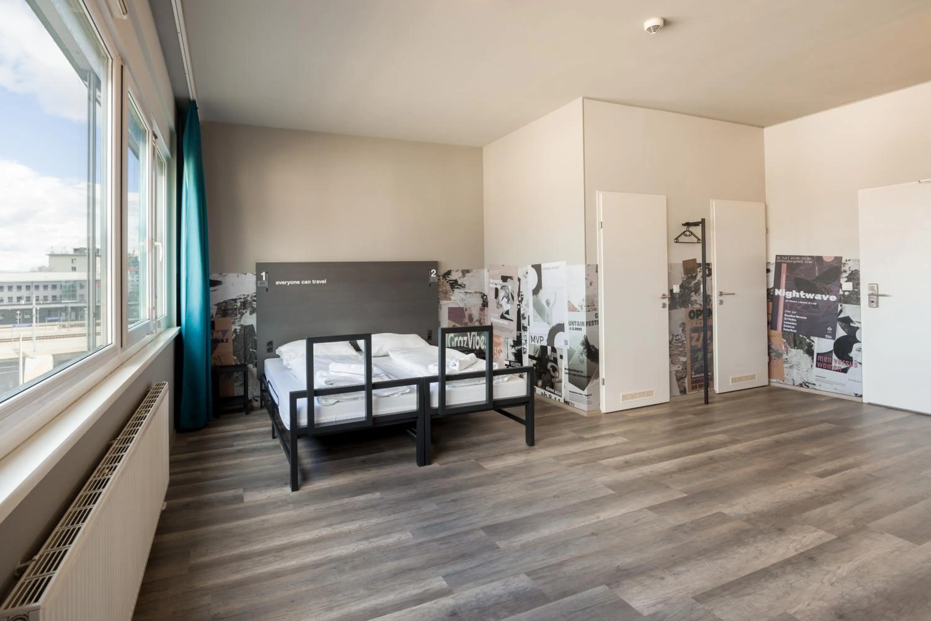 Bed in a&o Graz Hauptbahnhof