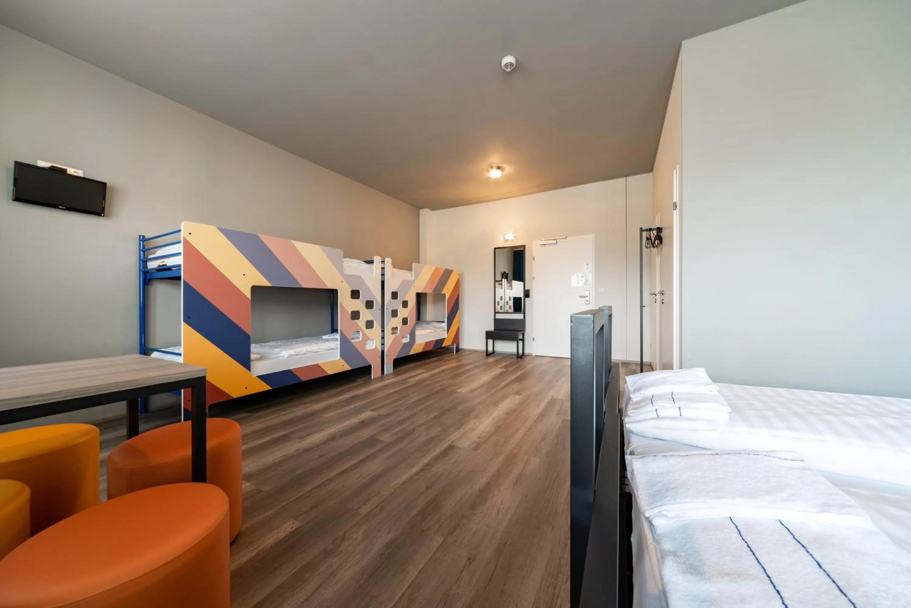 Bed in a&o Graz Hauptbahnhof