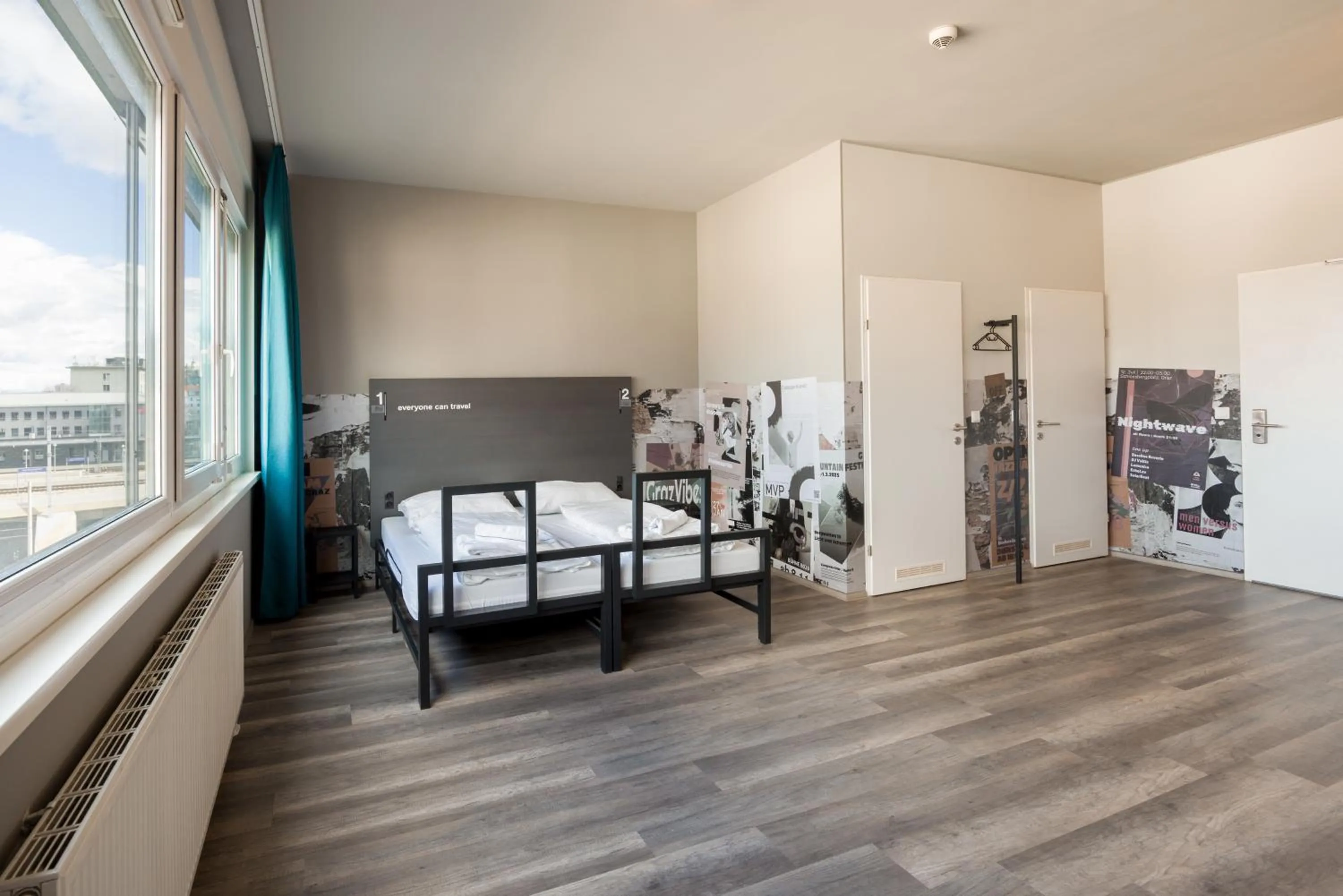View (from property/room), Bed in a&o Graz Hauptbahnhof