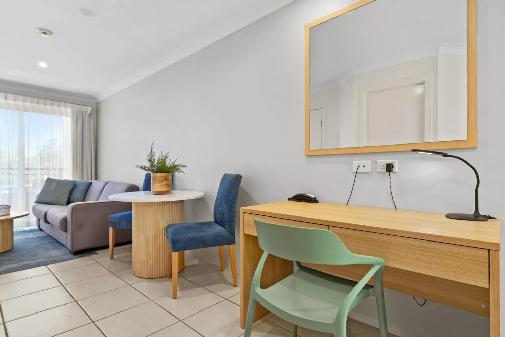 Studio with Balcony in Terrigal Sails Serviced Apartments Studio with Balcony in Terrigal Sails Serviced Apartments
