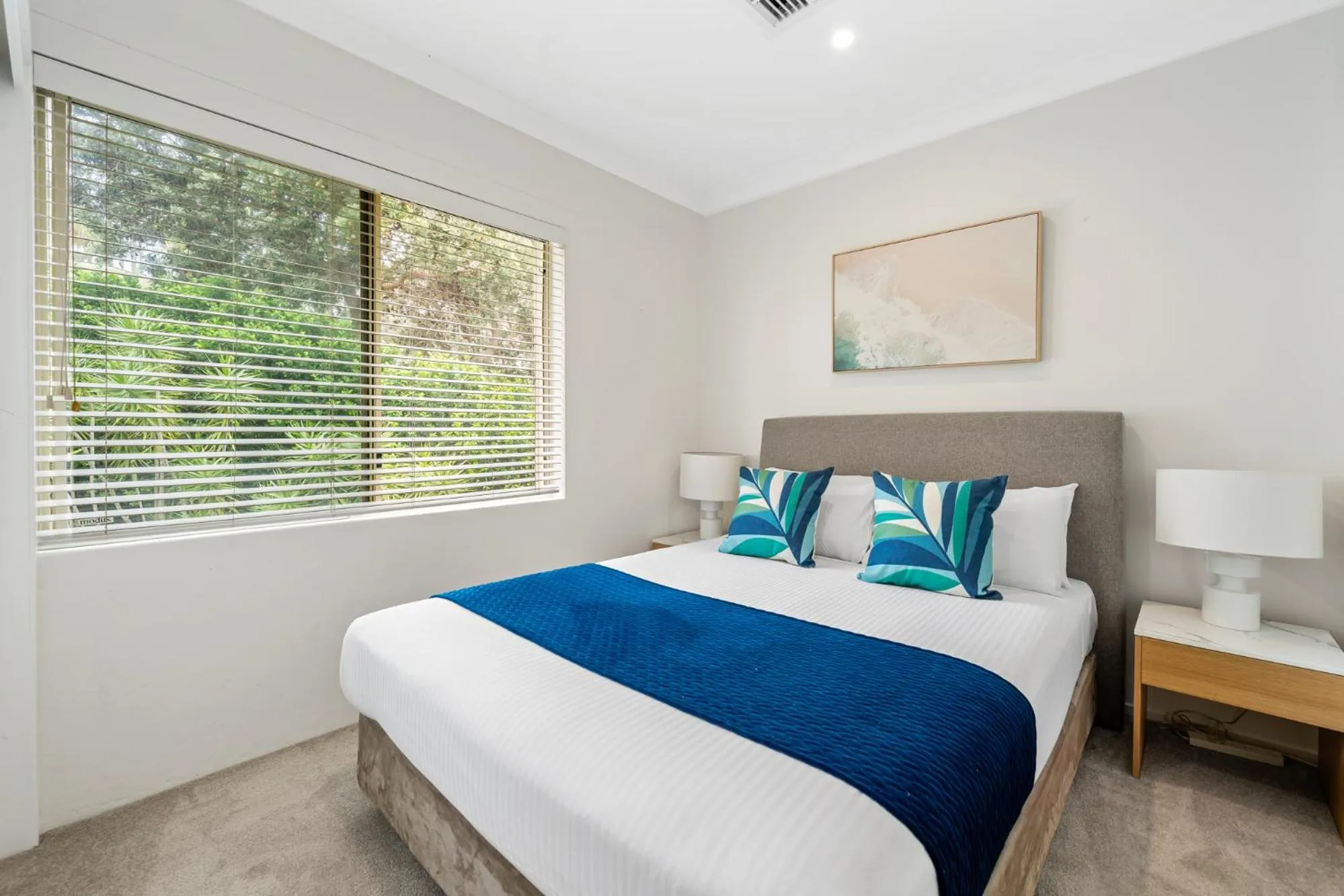 Bedroom, Bed in Terrigal Sails Serviced Apartments