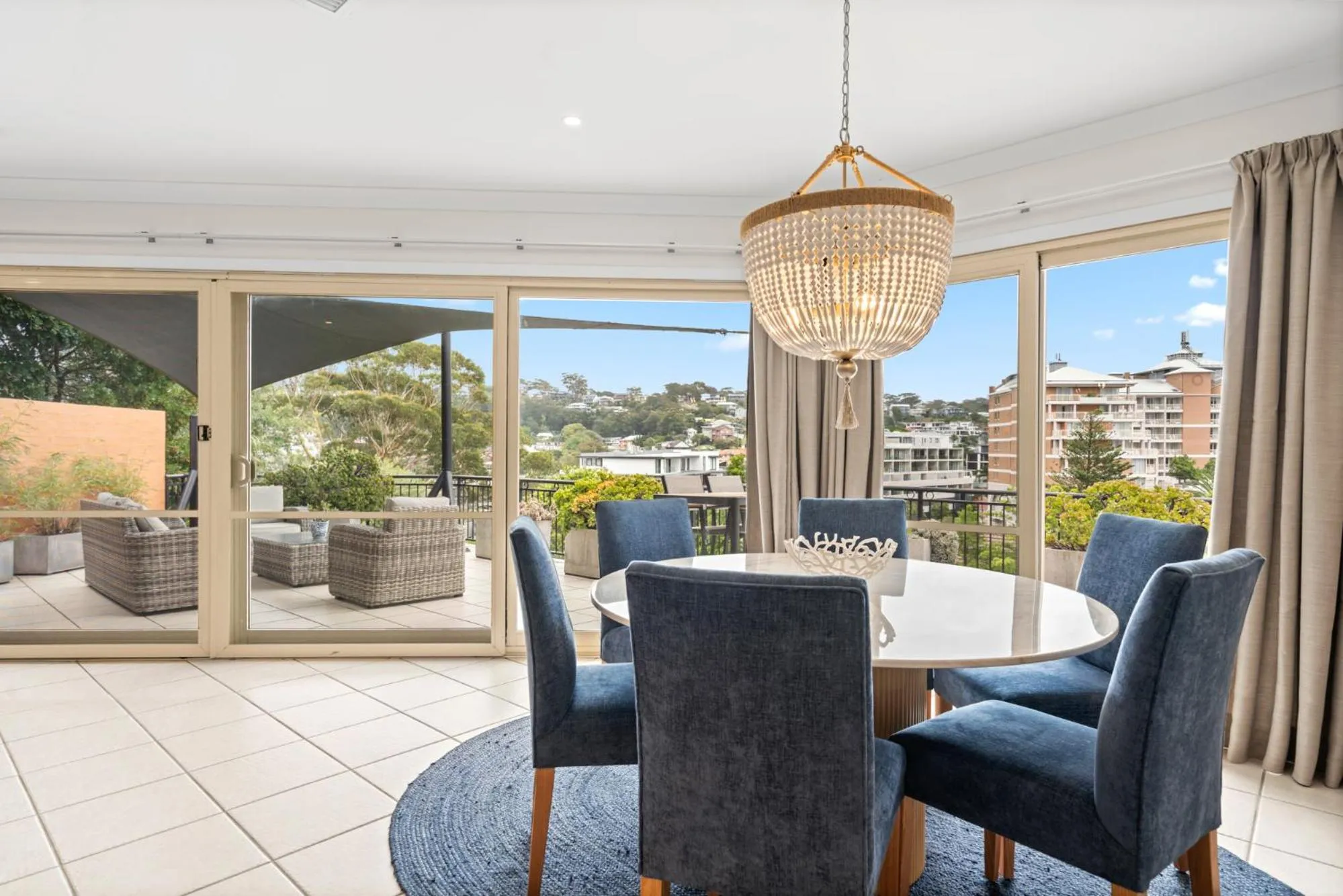 Dining area in Terrigal Sails Serviced Apartments