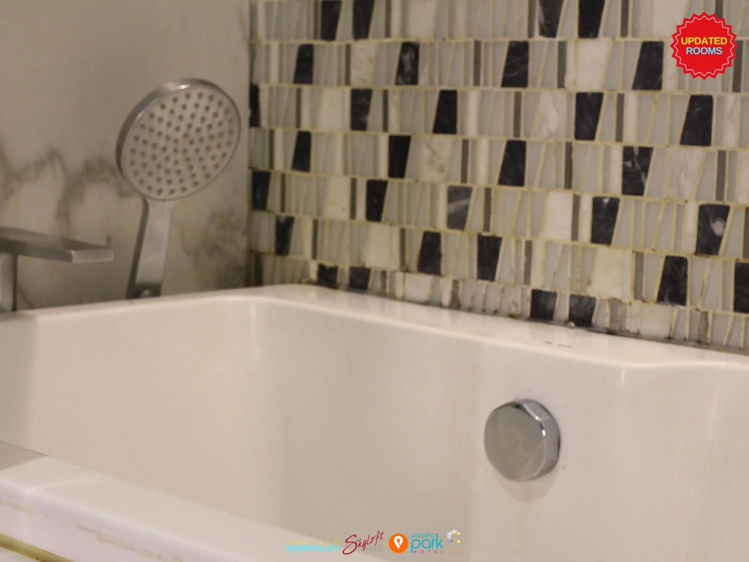 Bath in Citizen Hotel