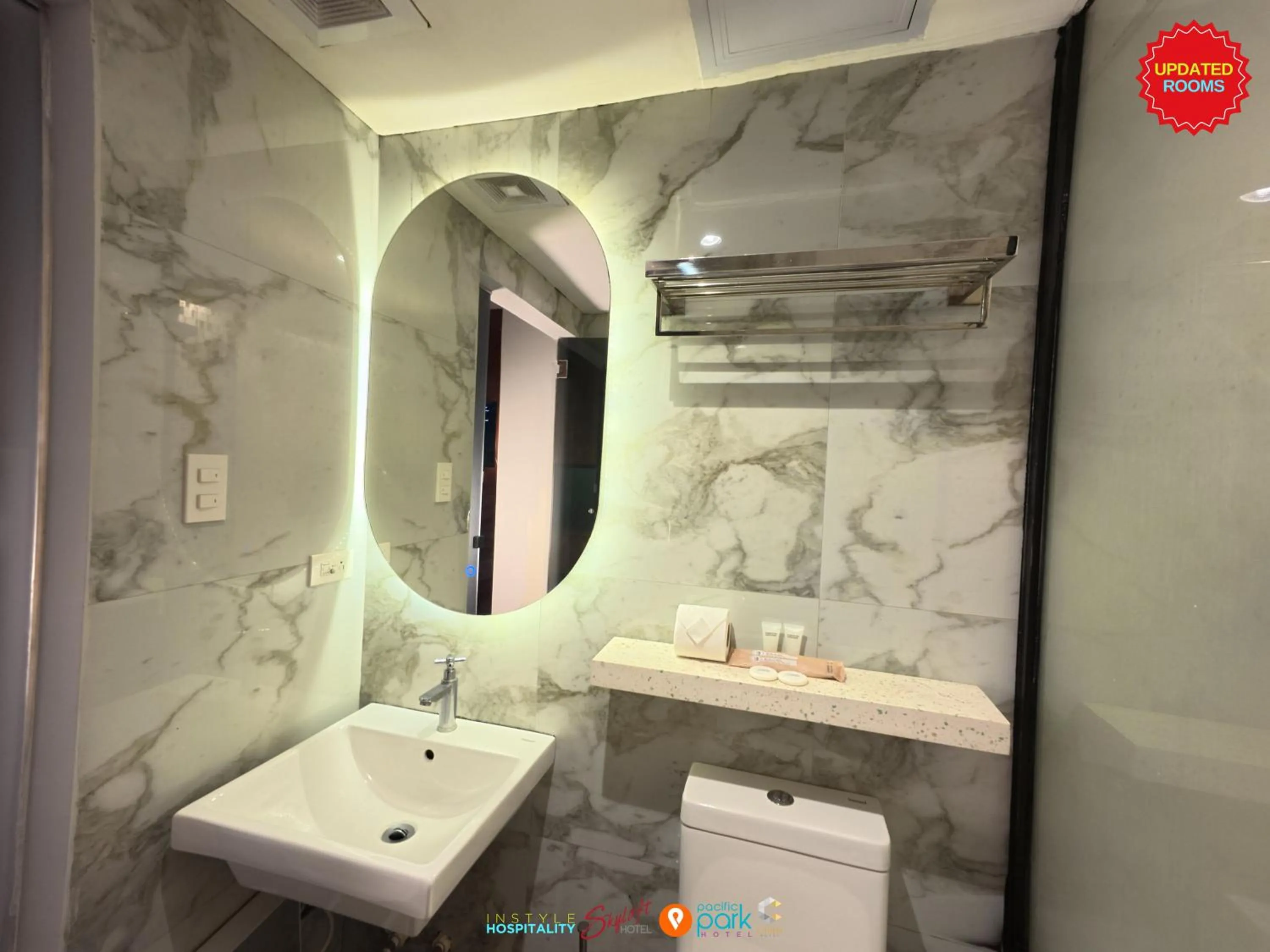 Bathroom in Citizen Hotel