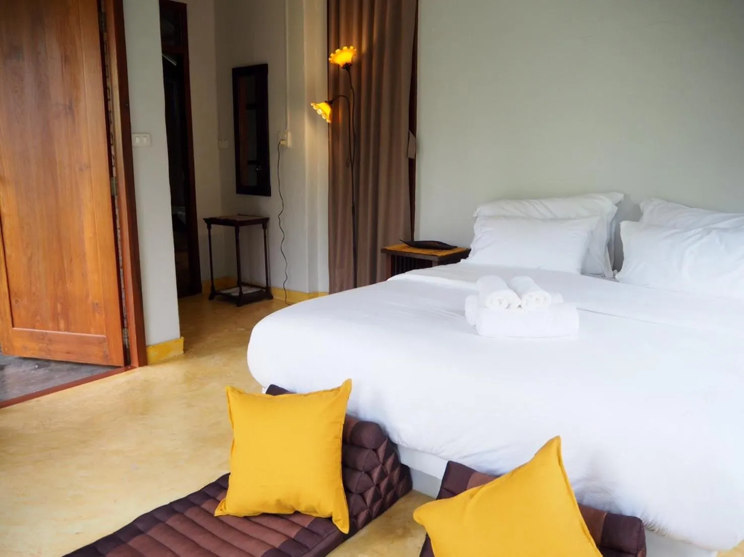 Bedroom, Bed in BaanSuk Sukhothai Resort