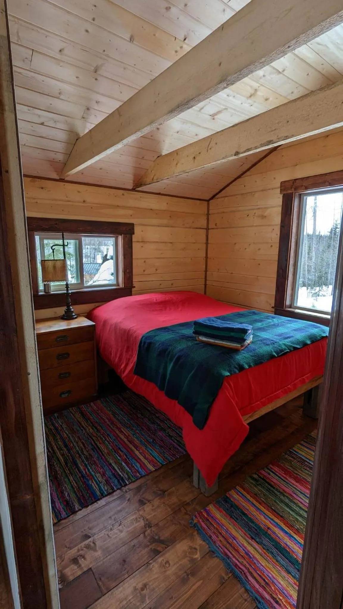 Bed in Blackburn Cabins - McCarthy, Alaska