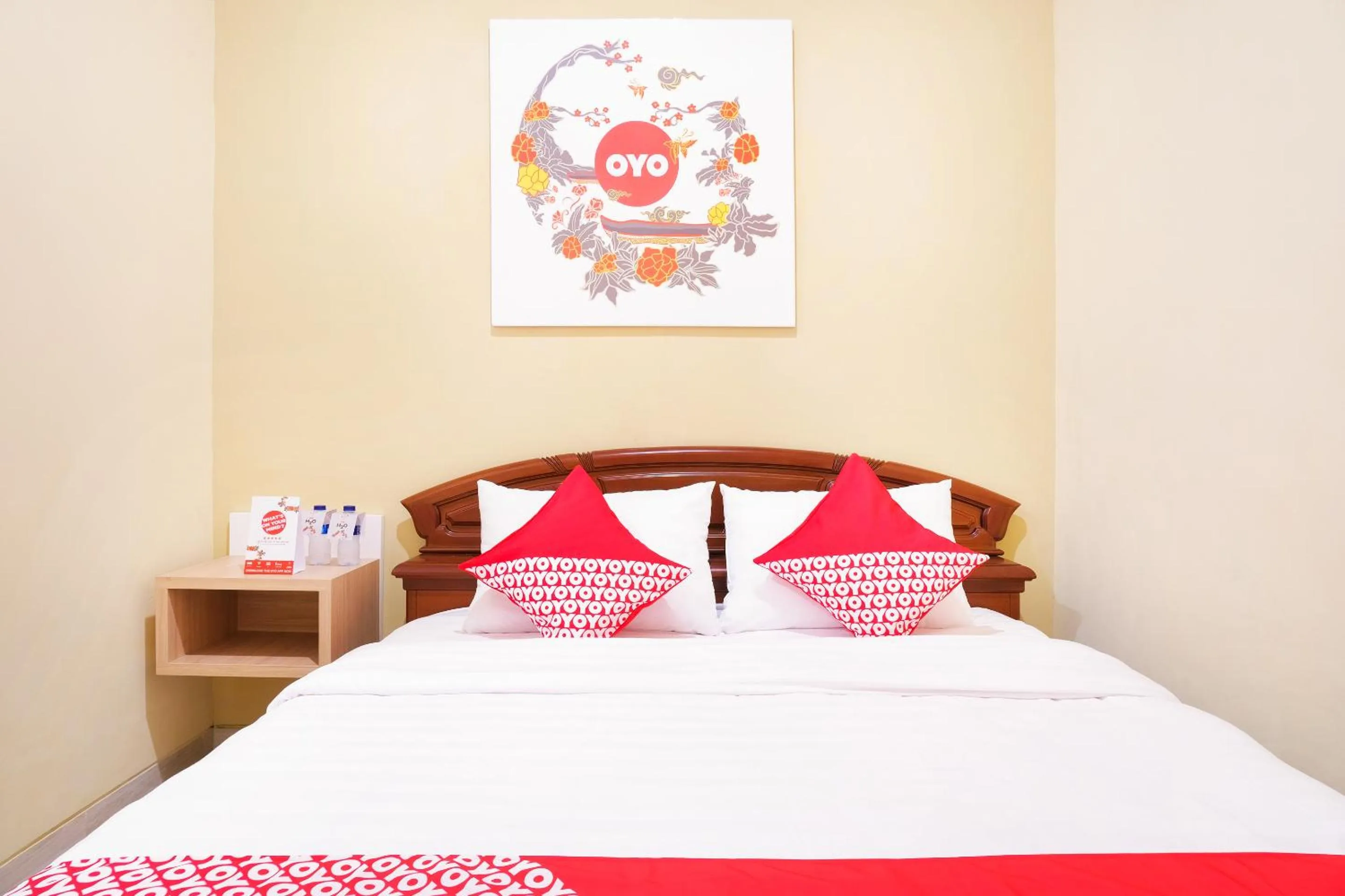 Bedroom, Bed in Hotel O DeHome Family