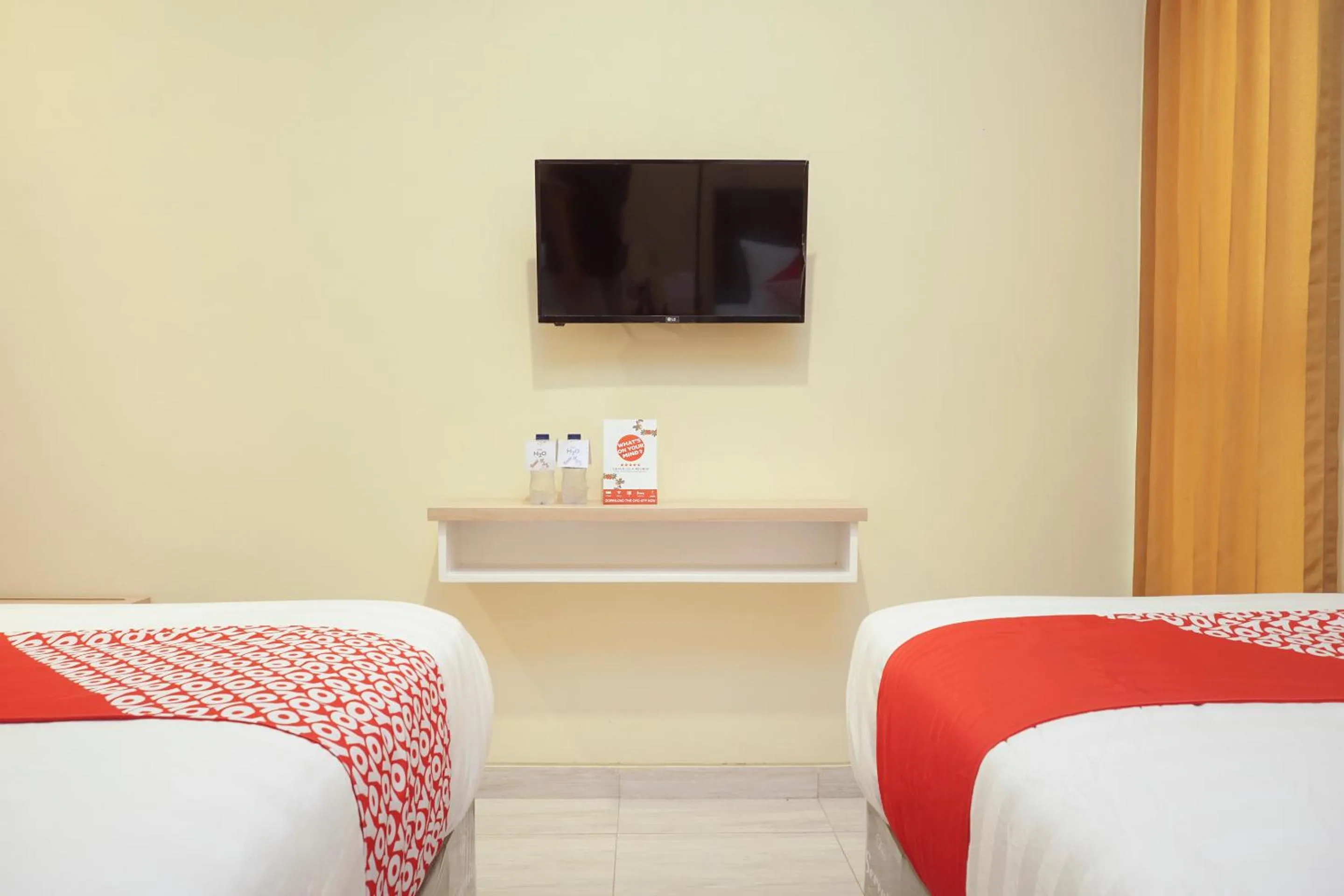 Bedroom, Bed in Hotel O DeHome Family