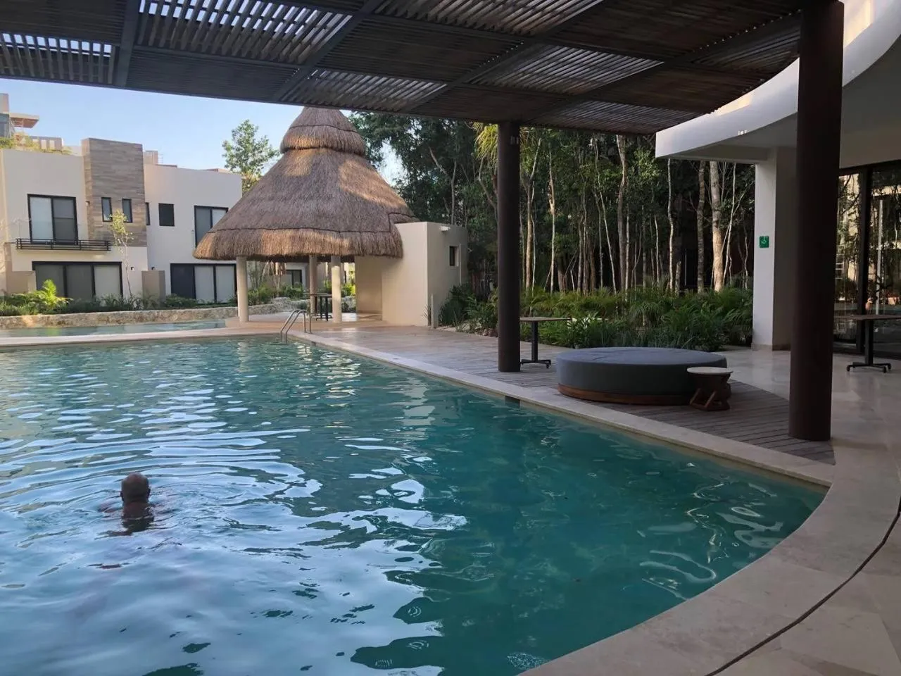 Swimming pool in Ciudad Mayakoba Homes by Vimex