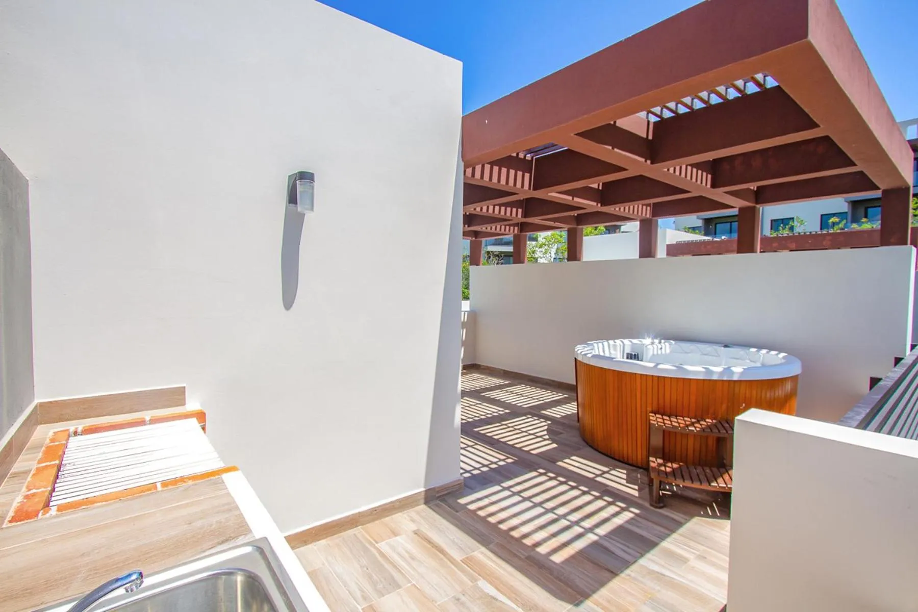 Patio in Ciudad Mayakoba Homes by Vimex