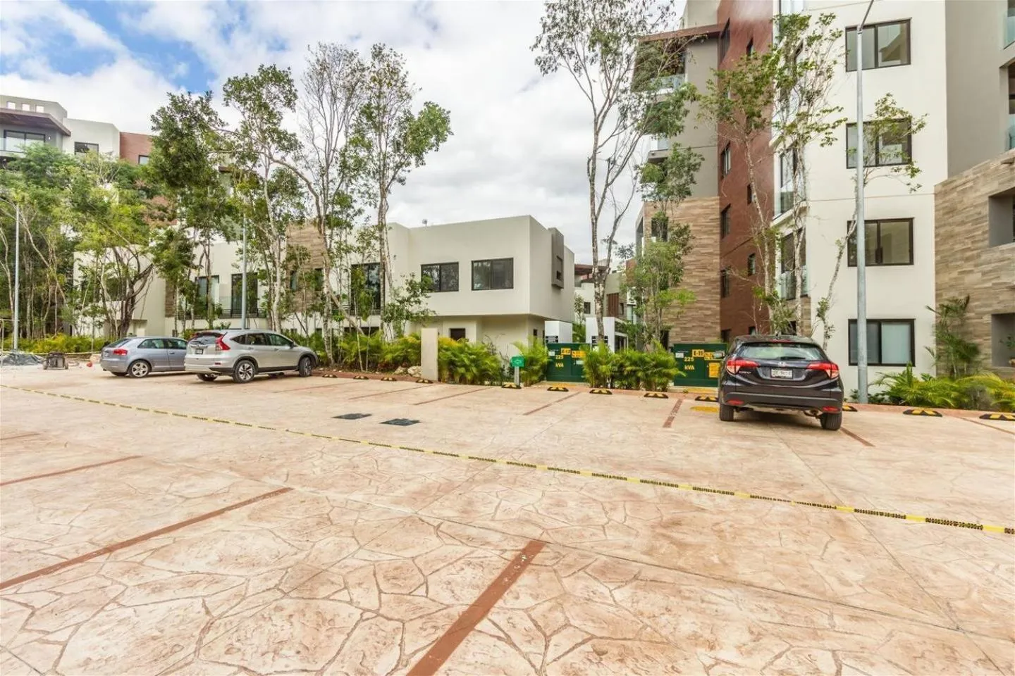 Property building in Ciudad Mayakoba Homes by Vimex