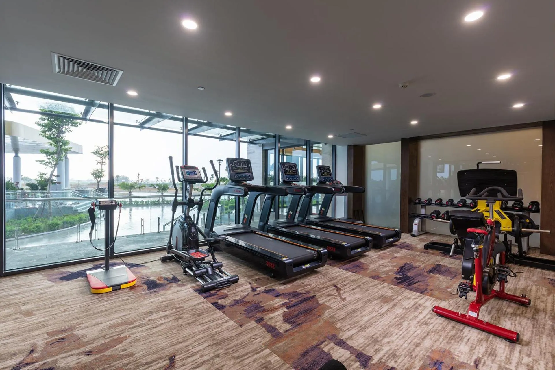 Fitness centre/facilities in DIC Star Hotels & Resorts Vinh Phuc