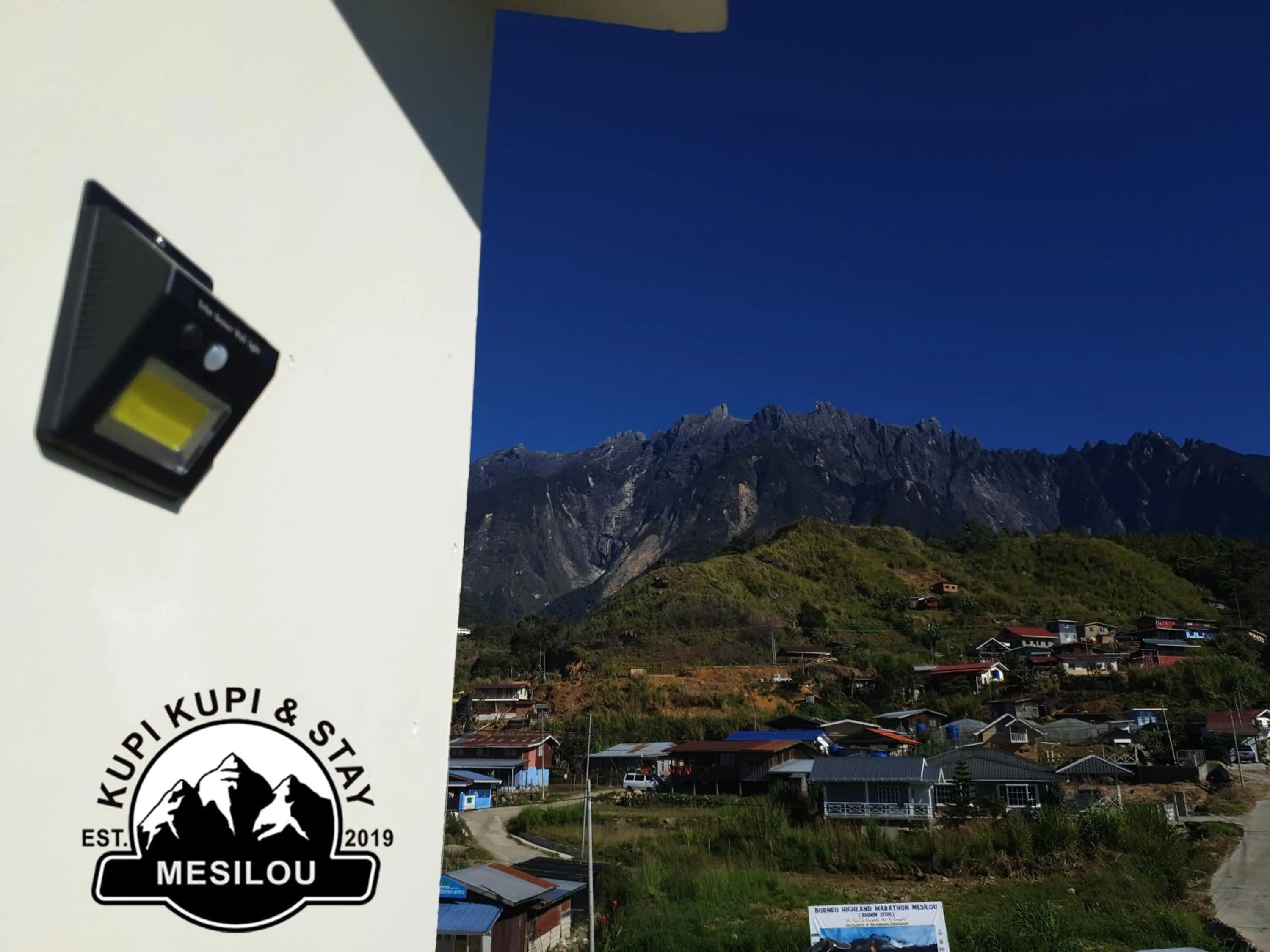 Property building in Kupi-Kupi & Stay