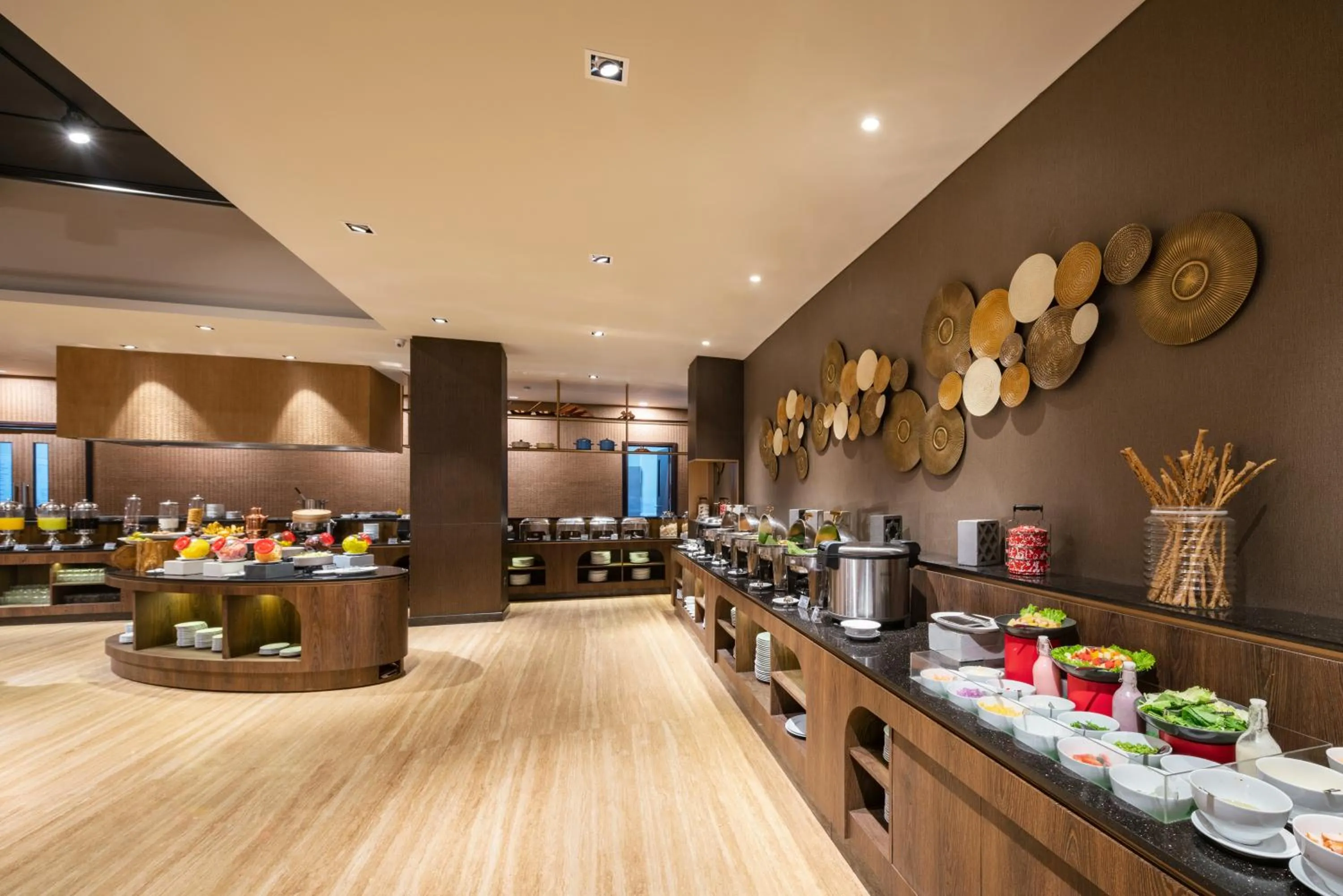 Restaurant/places to eat in Luminor Hotel Jakarta Kota By WH