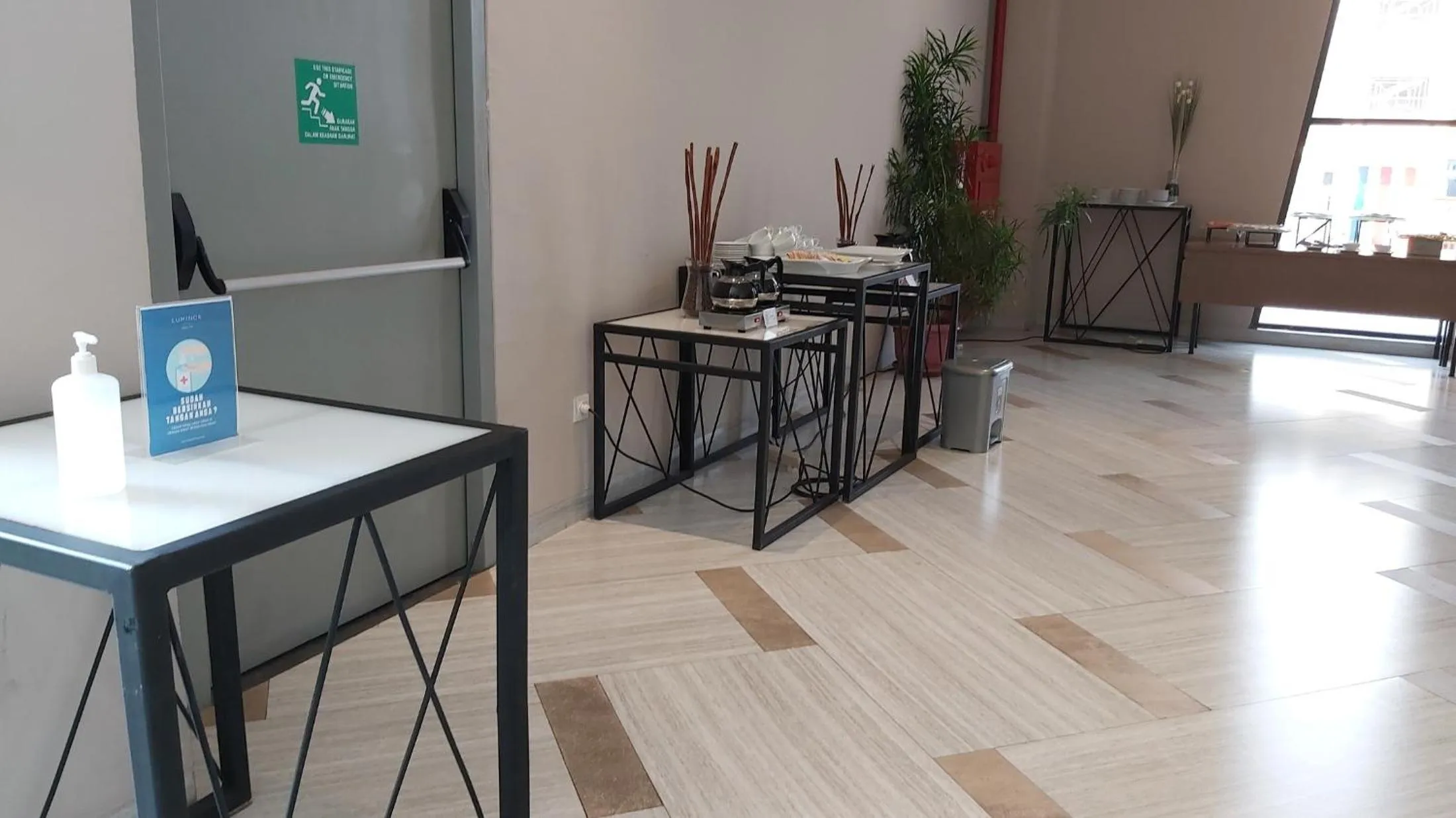 Area and facilities in Luminor Hotel Jakarta Kota By WH