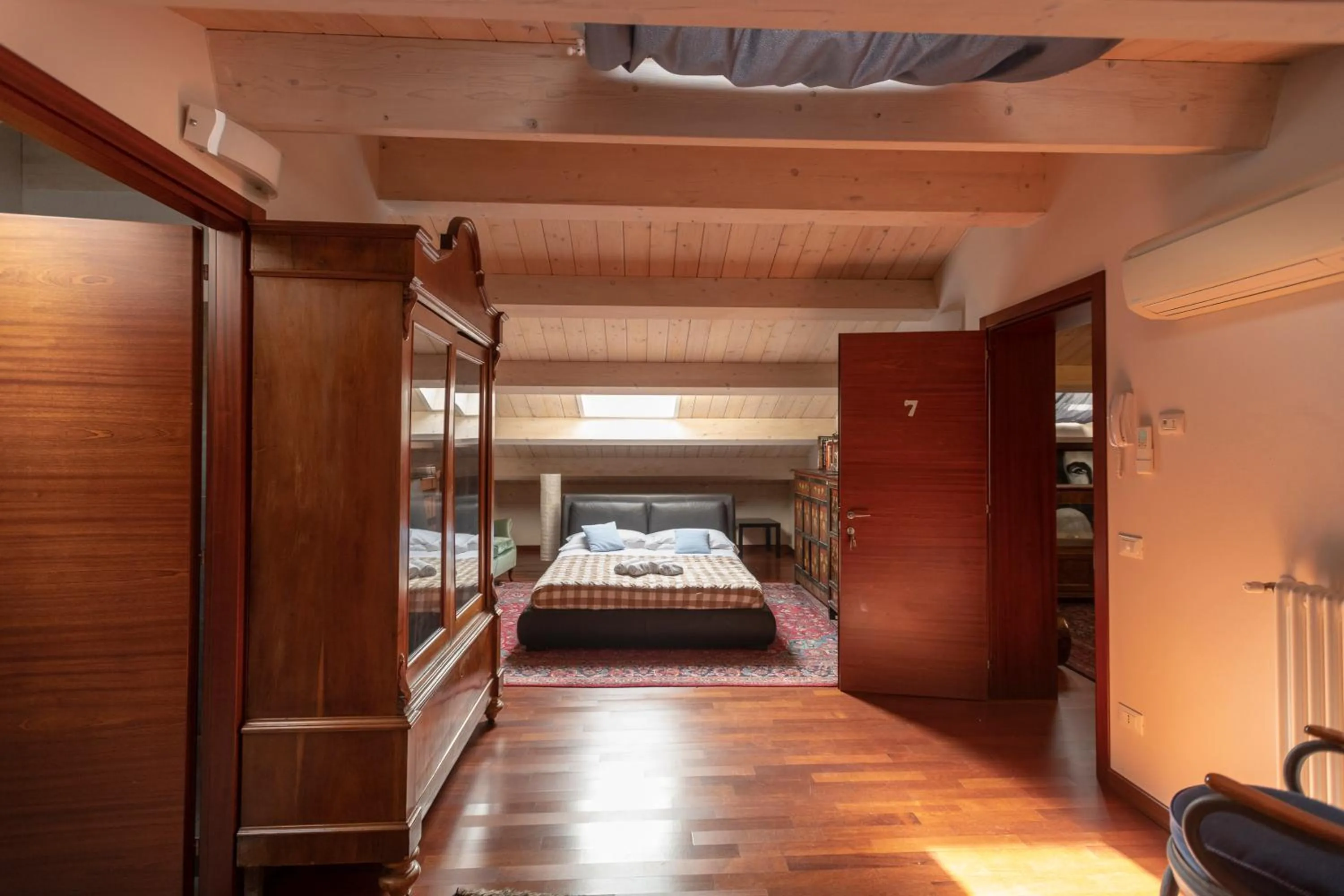 Bed in Al Battistero Luxury Suite